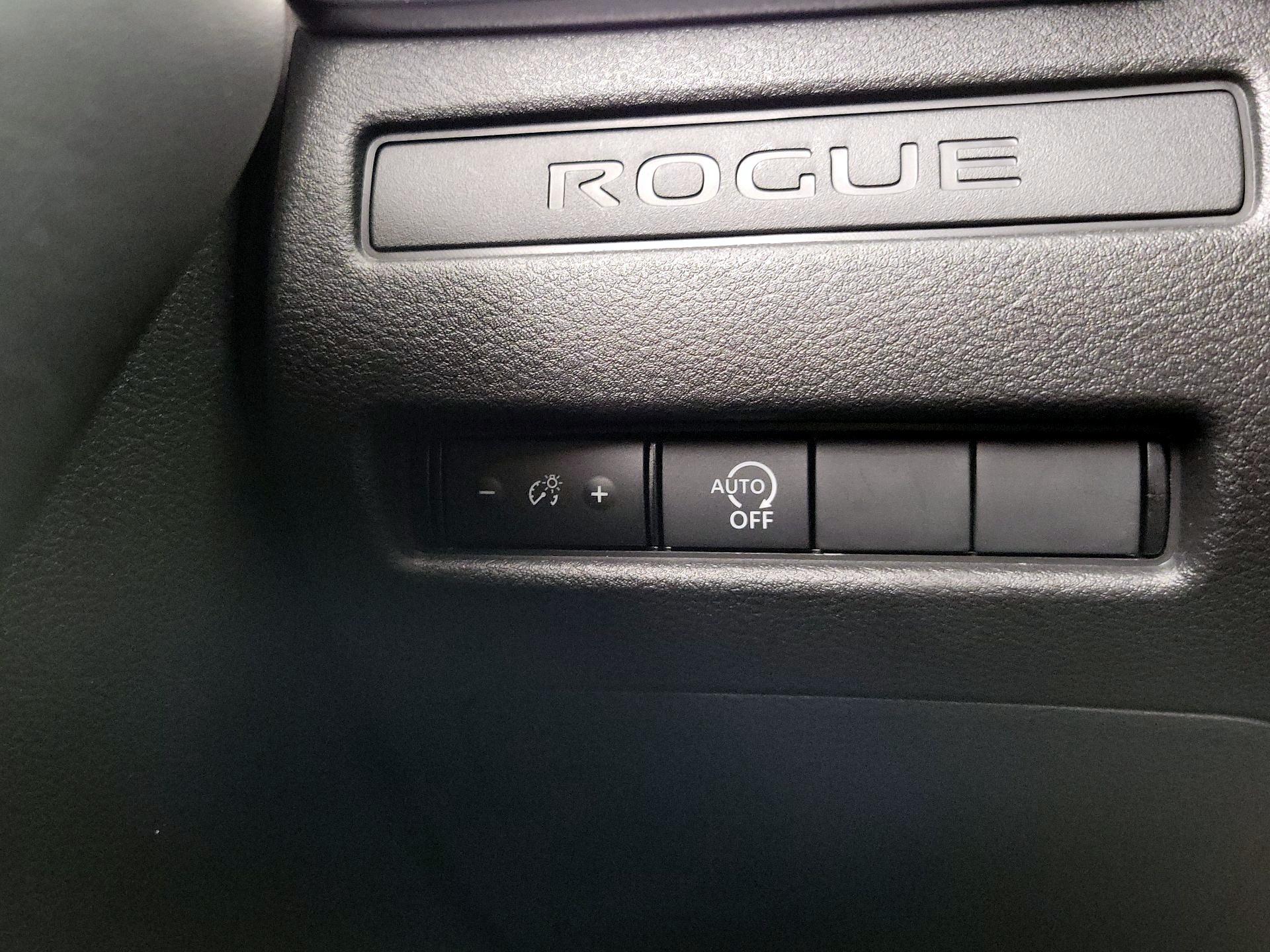 Thumbnail: 2023 Nissan Rogue - 13