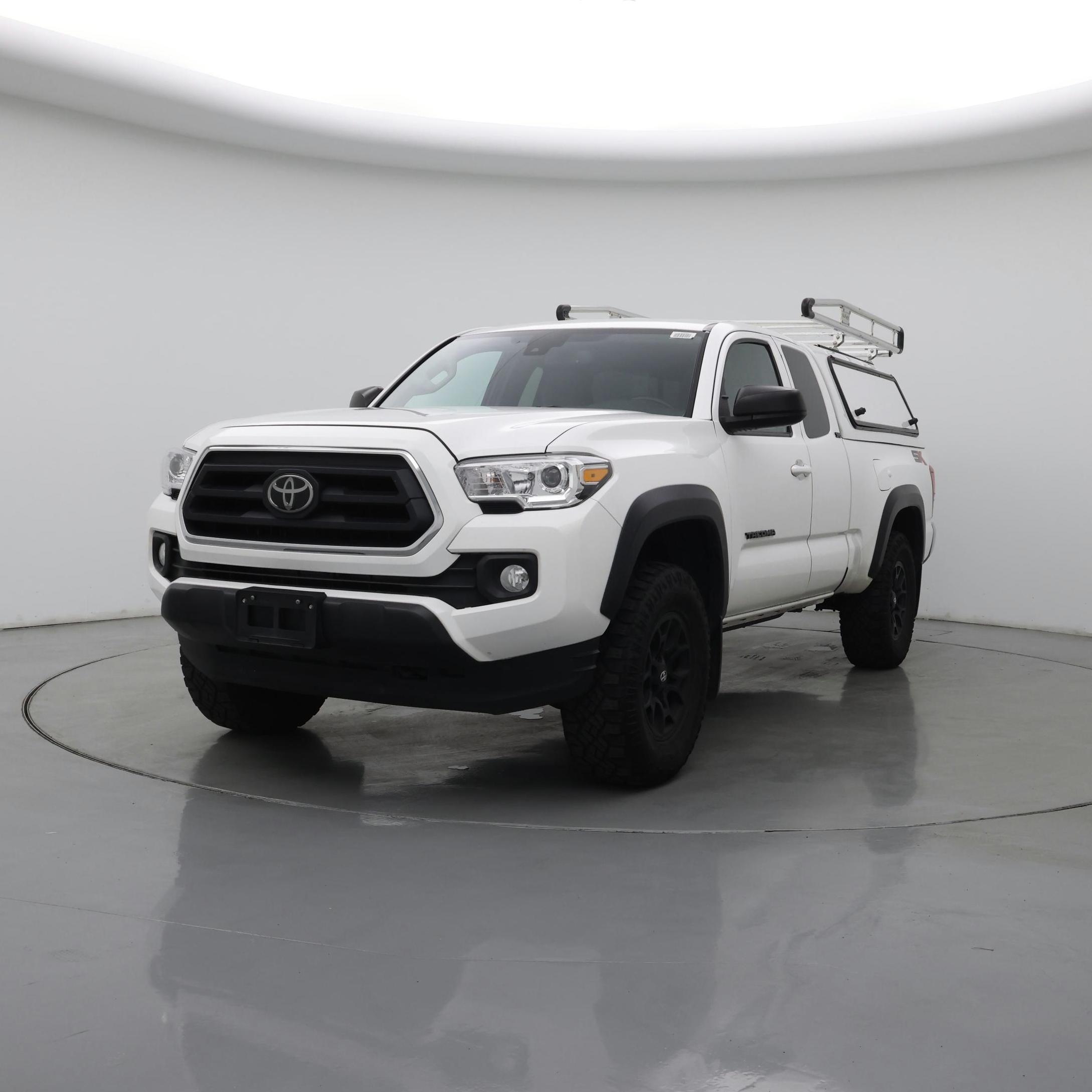 Thumbnail: 2023 Toyota Tacoma - 4