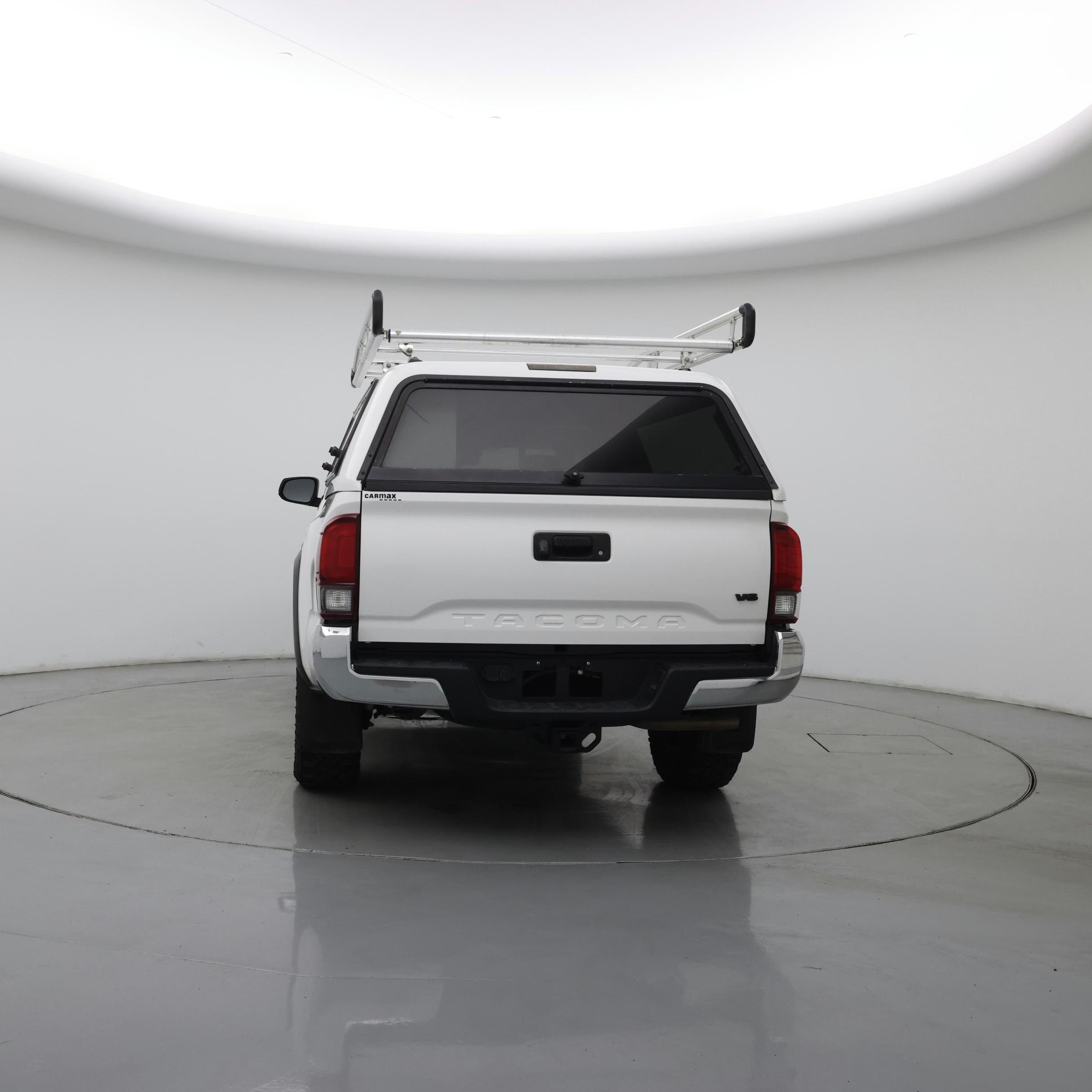 Thumbnail: 2023 Toyota Tacoma - 6