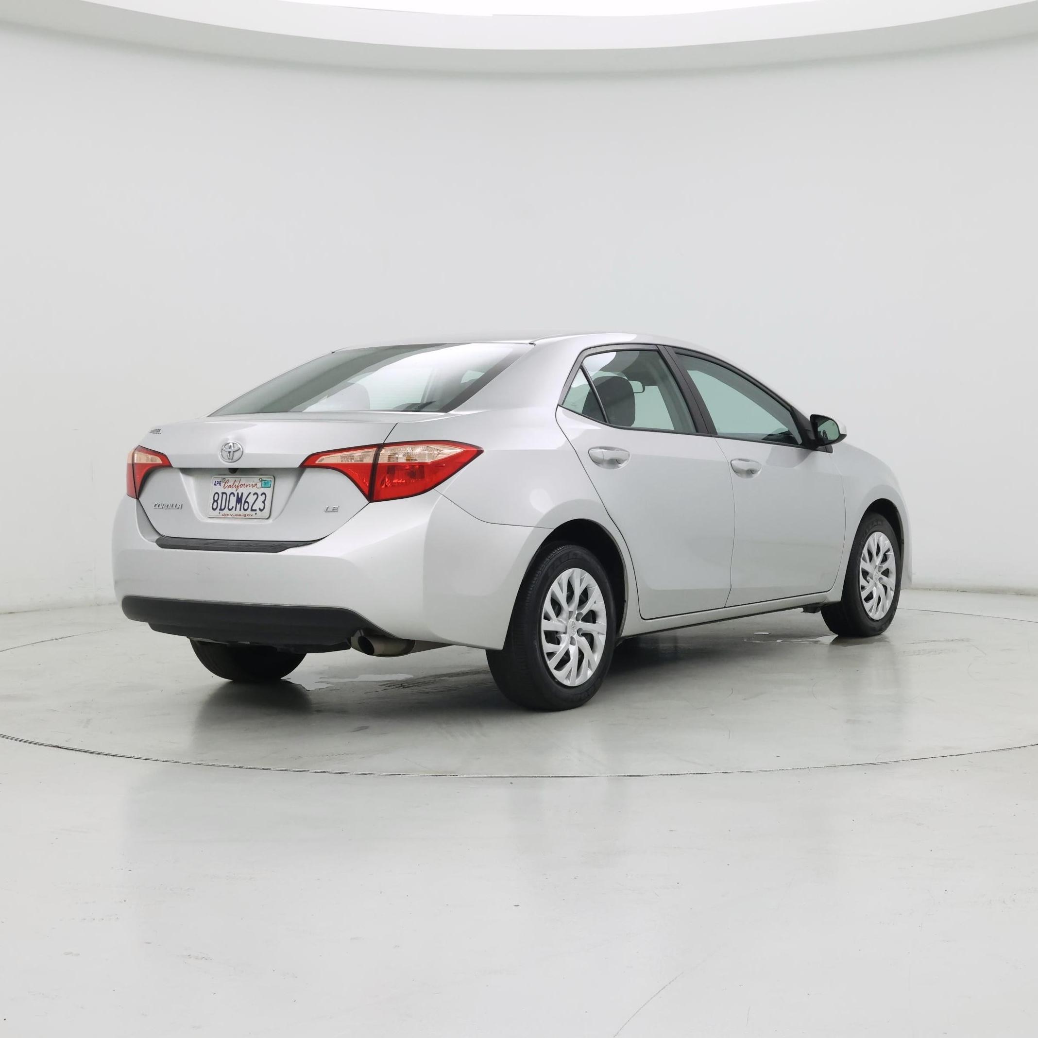 Thumbnail: 2018 Toyota Corolla - 8