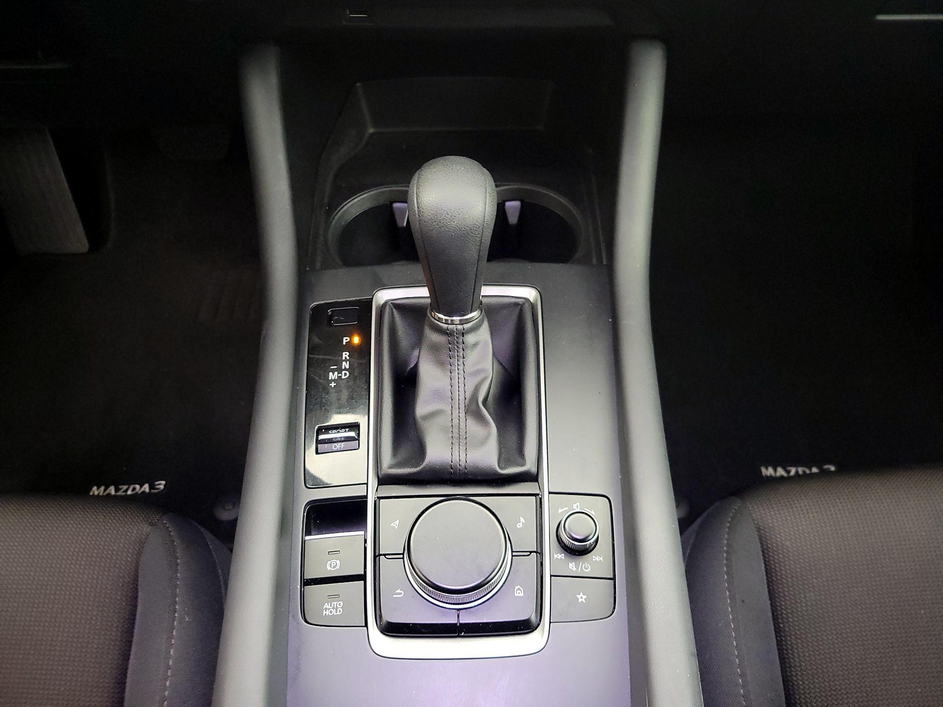 Thumbnail: 2021 Mazda Mazda3 - 17