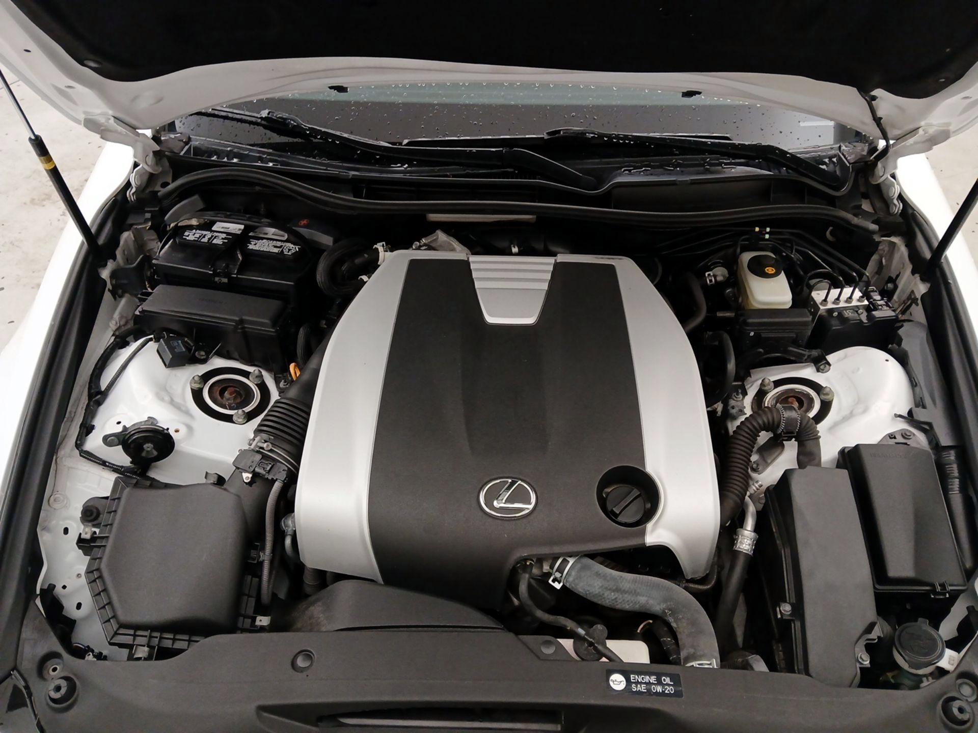 Thumbnail: 2017 Lexus IS - 17