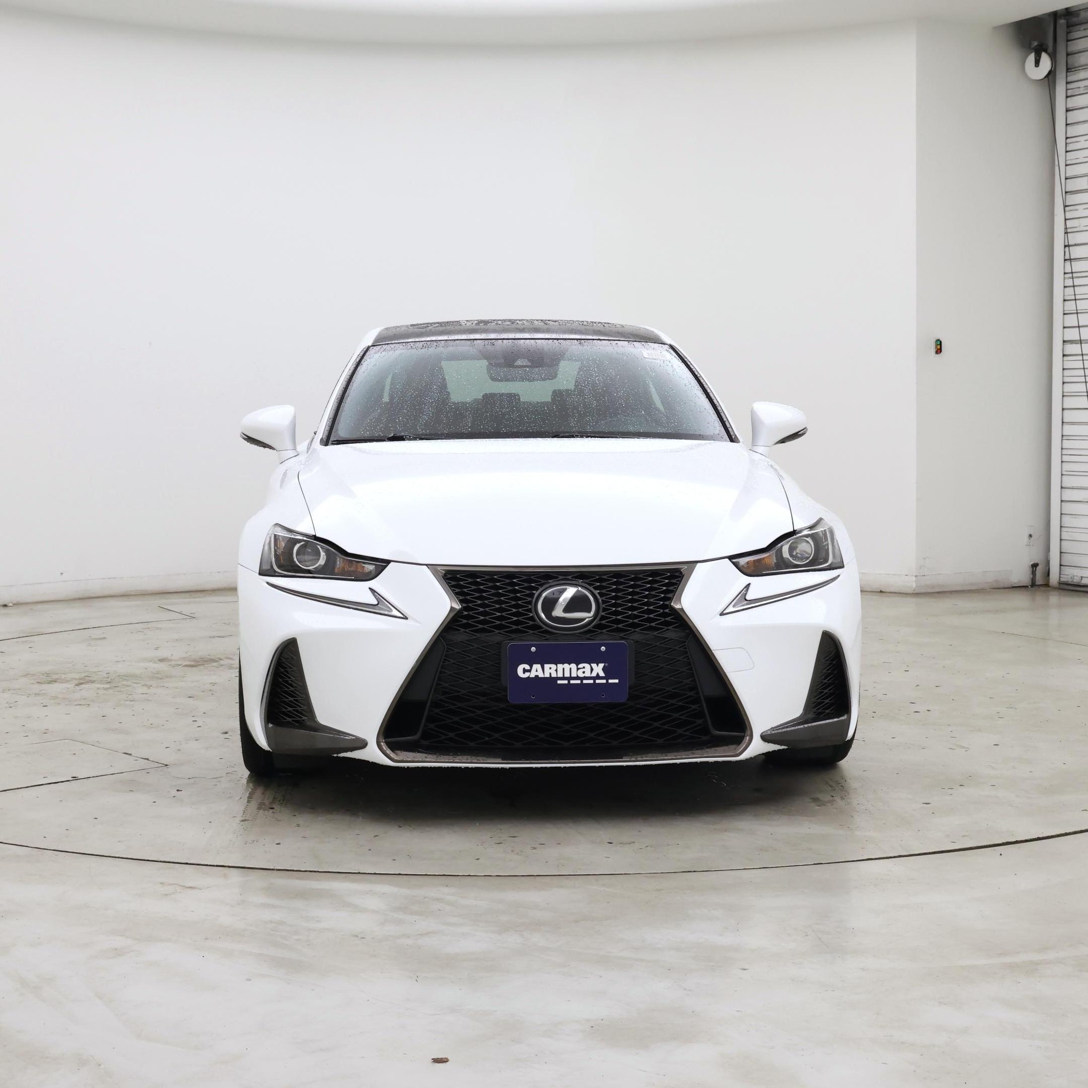 Thumbnail: 2017 Lexus IS - 5