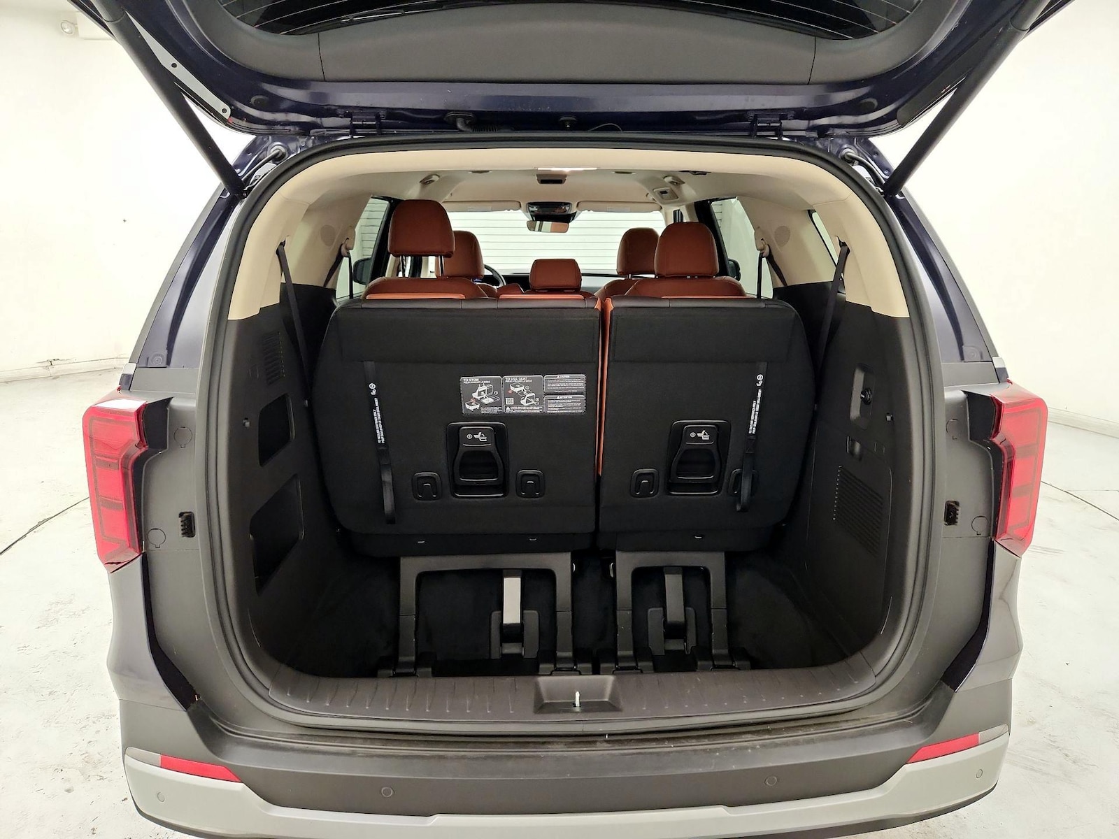 2026 Kia Carnival EX - Photo 23