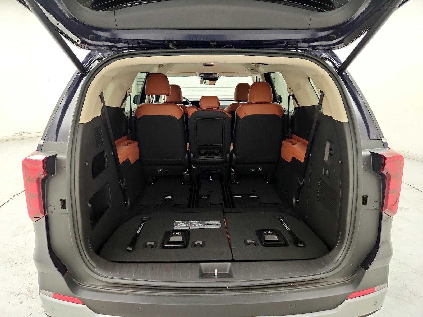 2026 Kia Carnival EX - Photo 24