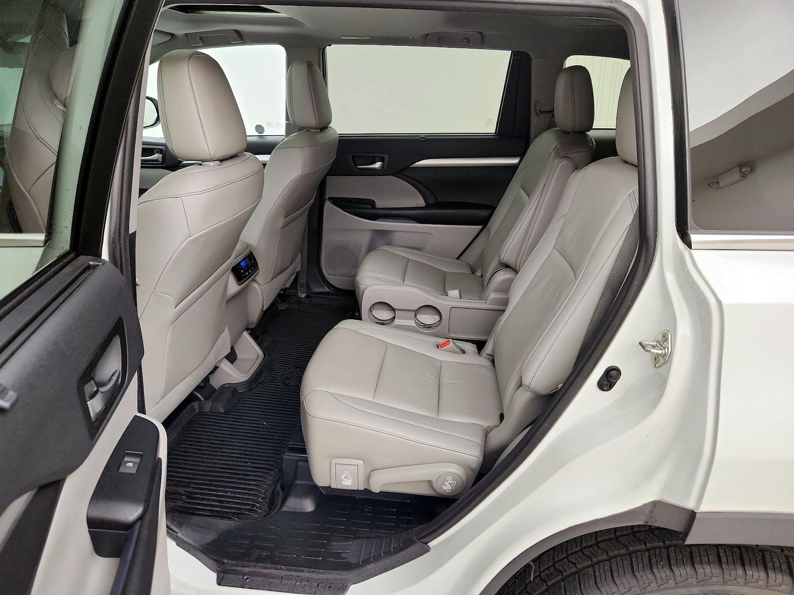 Rear Air Conditioning