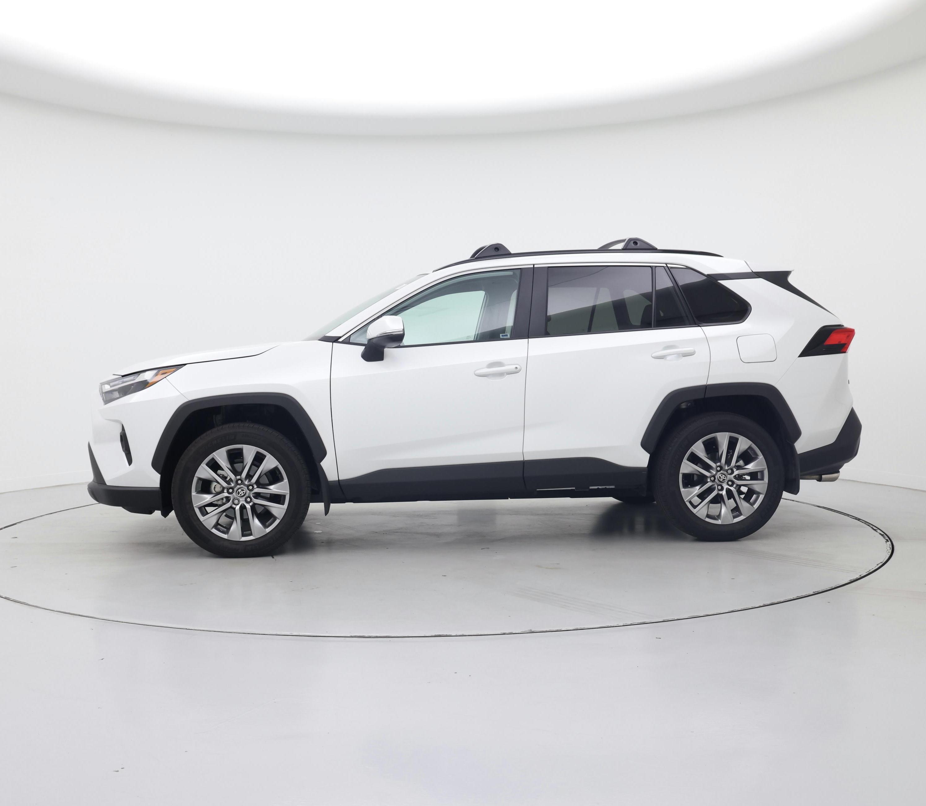 Thumbnail: 2025 Toyota RAV4 - 3