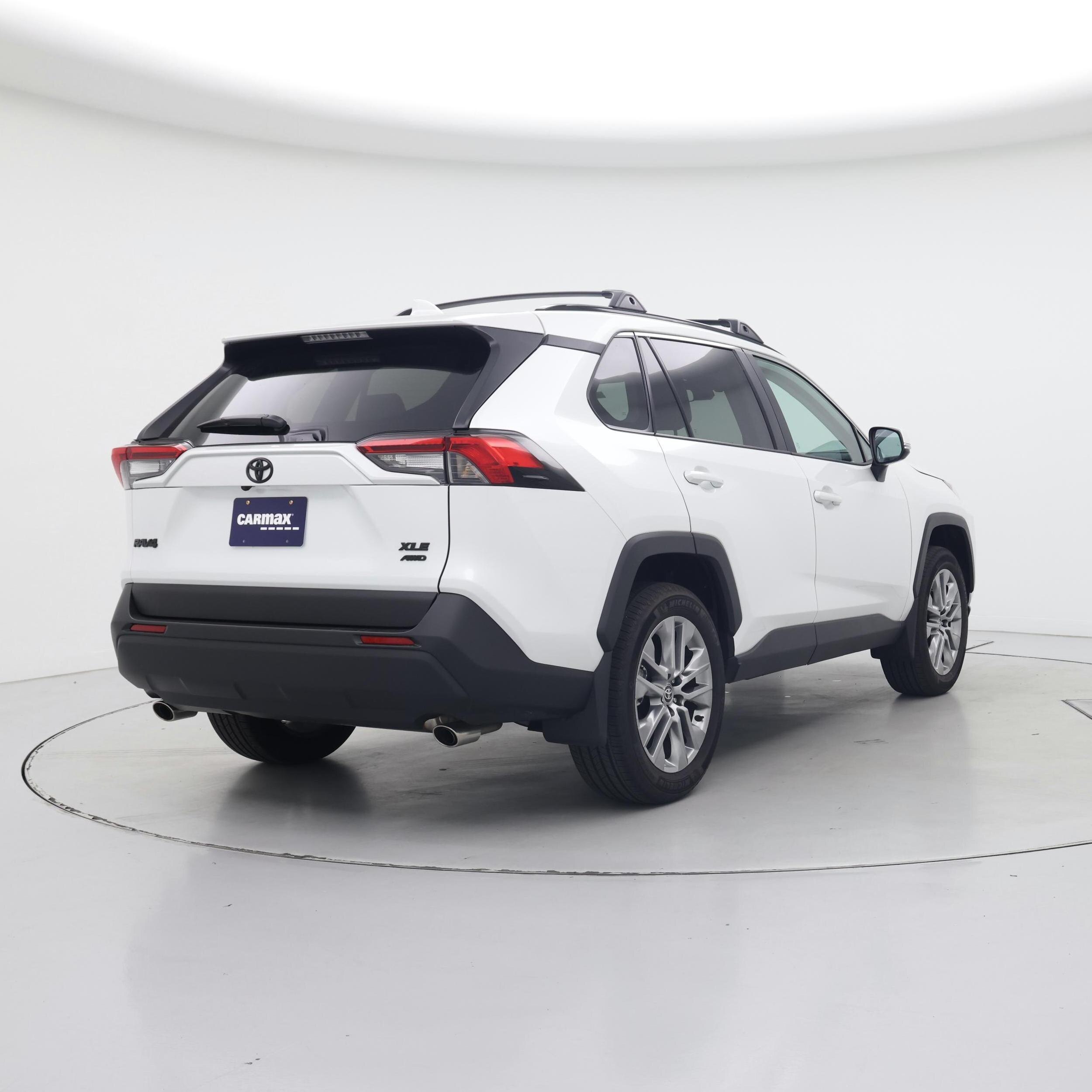 Thumbnail: 2025 Toyota RAV4 - 8