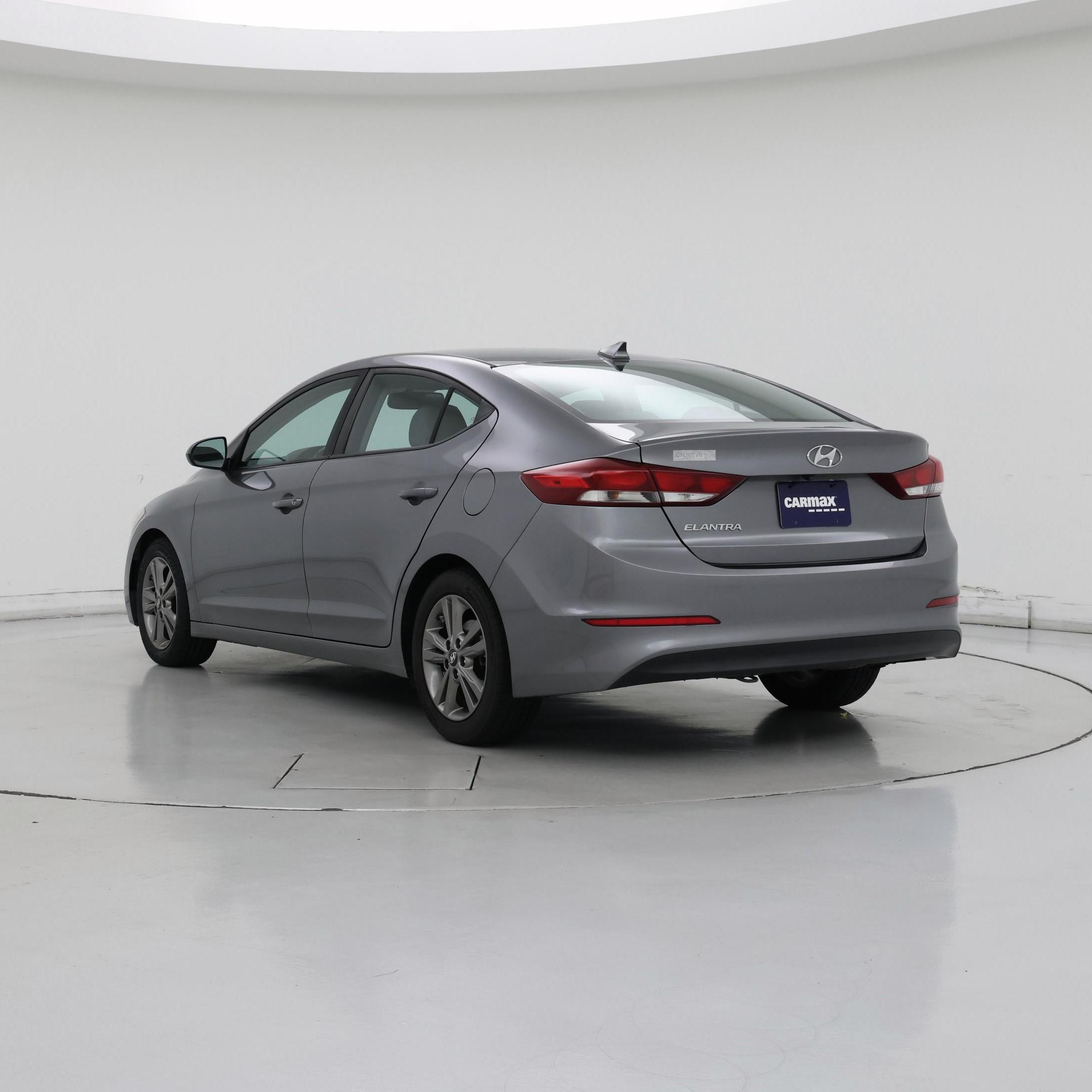 Thumbnail: 2018 Hyundai Elantra - 2