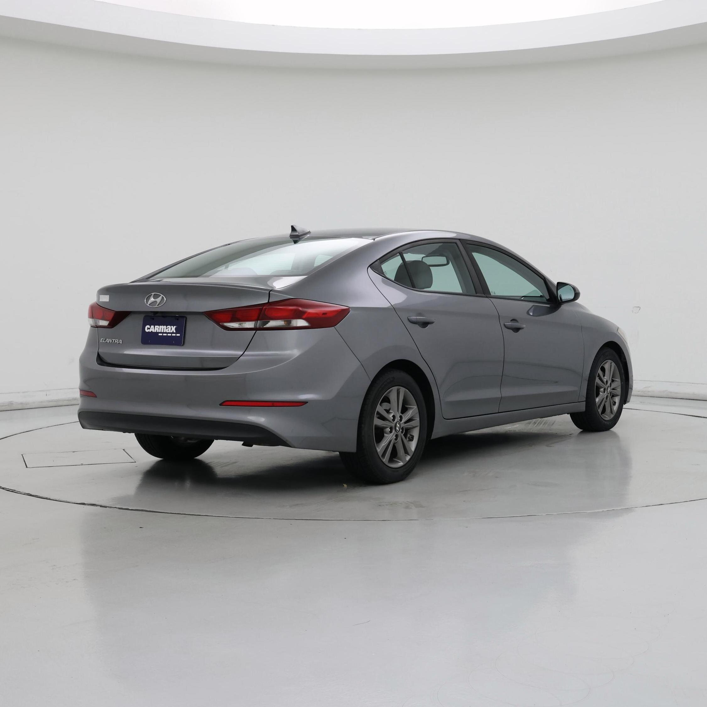 Thumbnail: 2018 Hyundai Elantra - 8