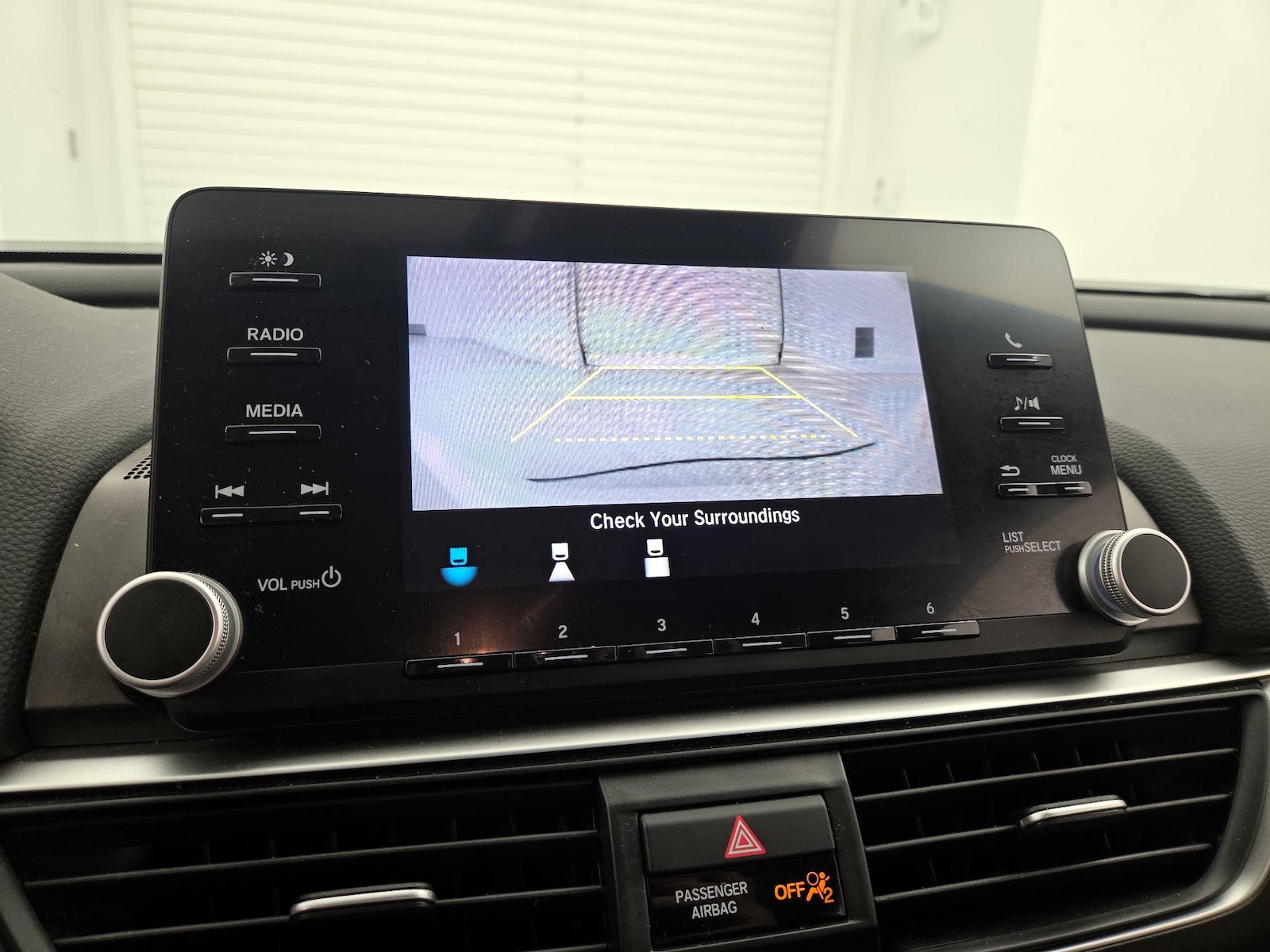 2018 Honda Accord LX - Photo 15