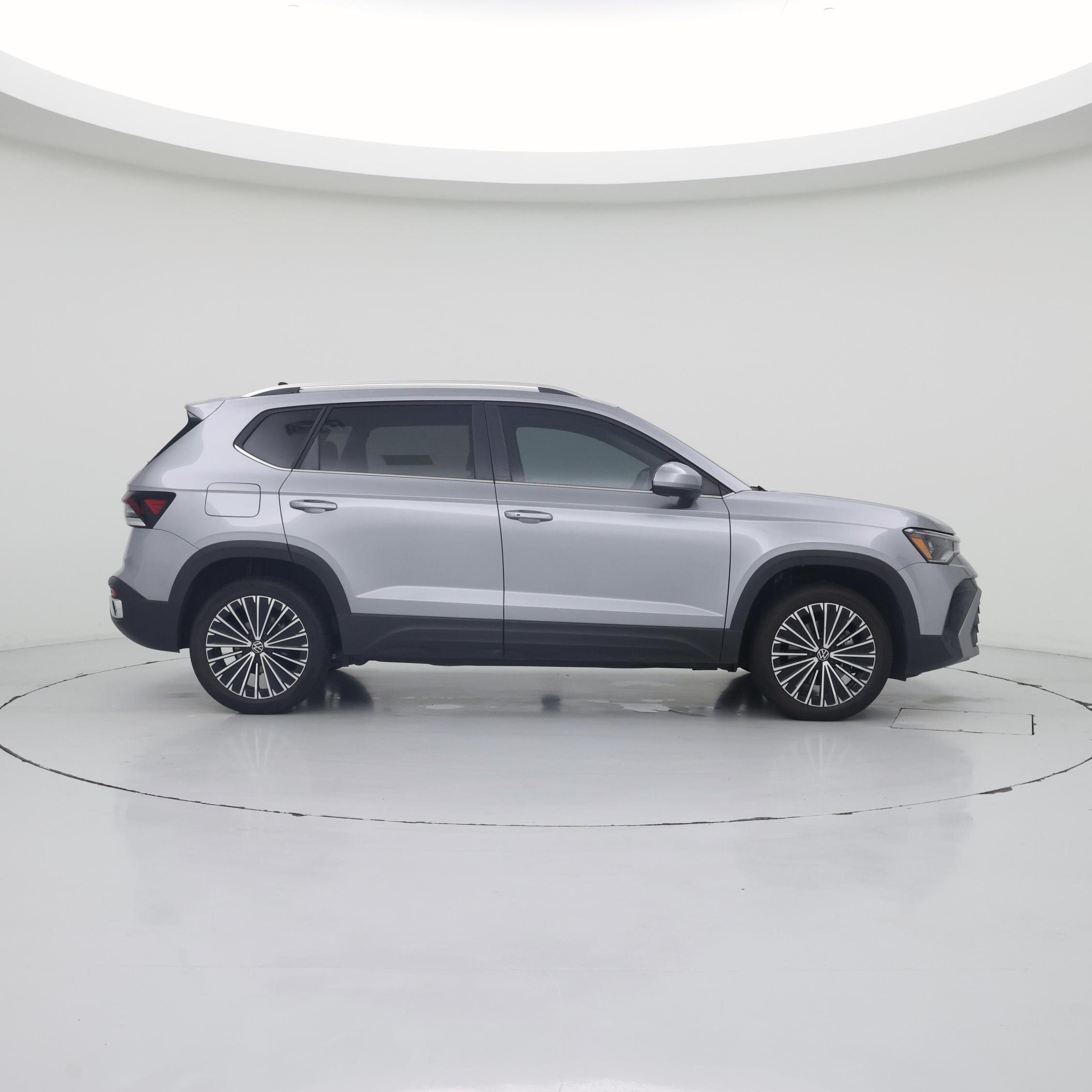 Thumbnail: 2025 Volkswagen Taos - 7