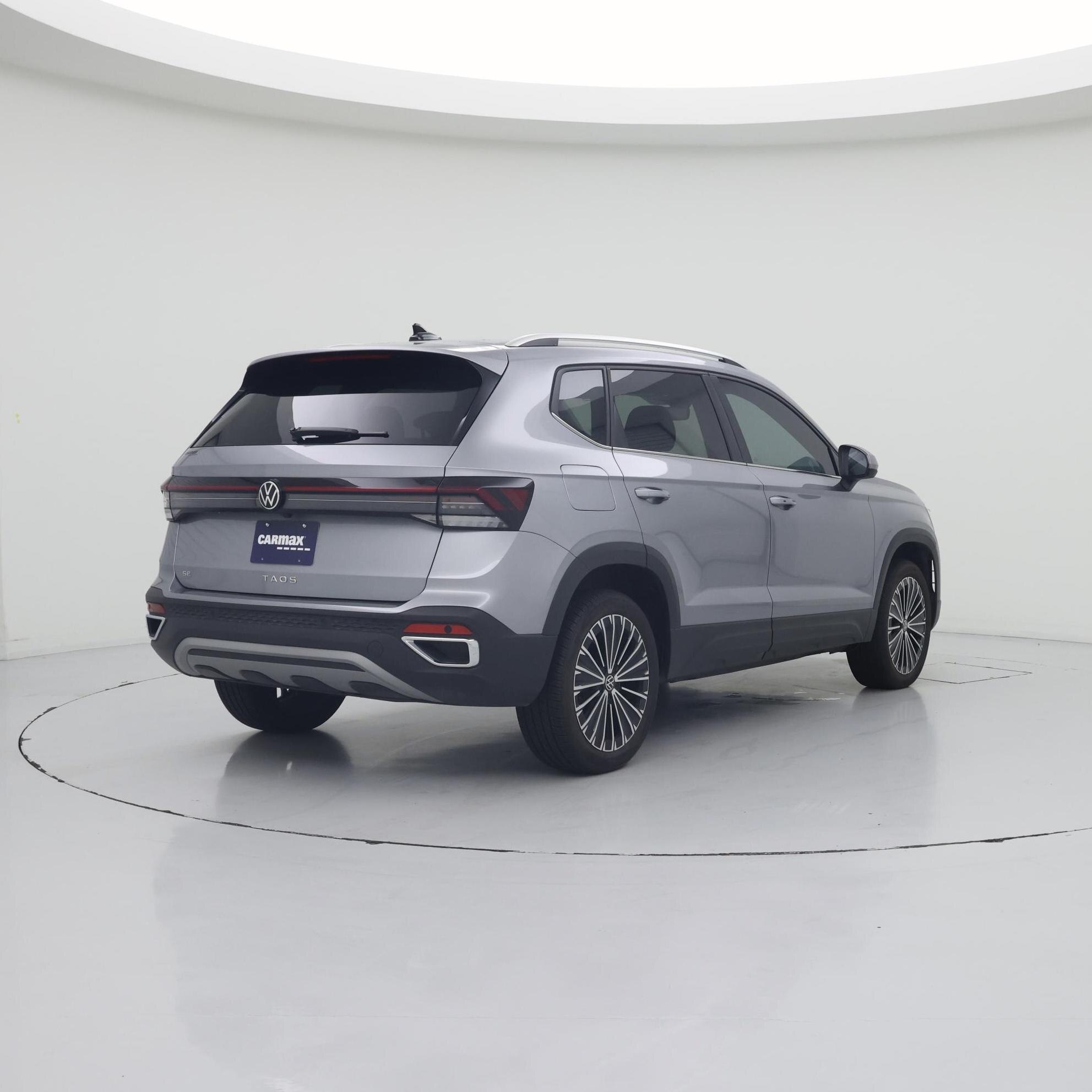 Thumbnail: 2025 Volkswagen Taos - 8