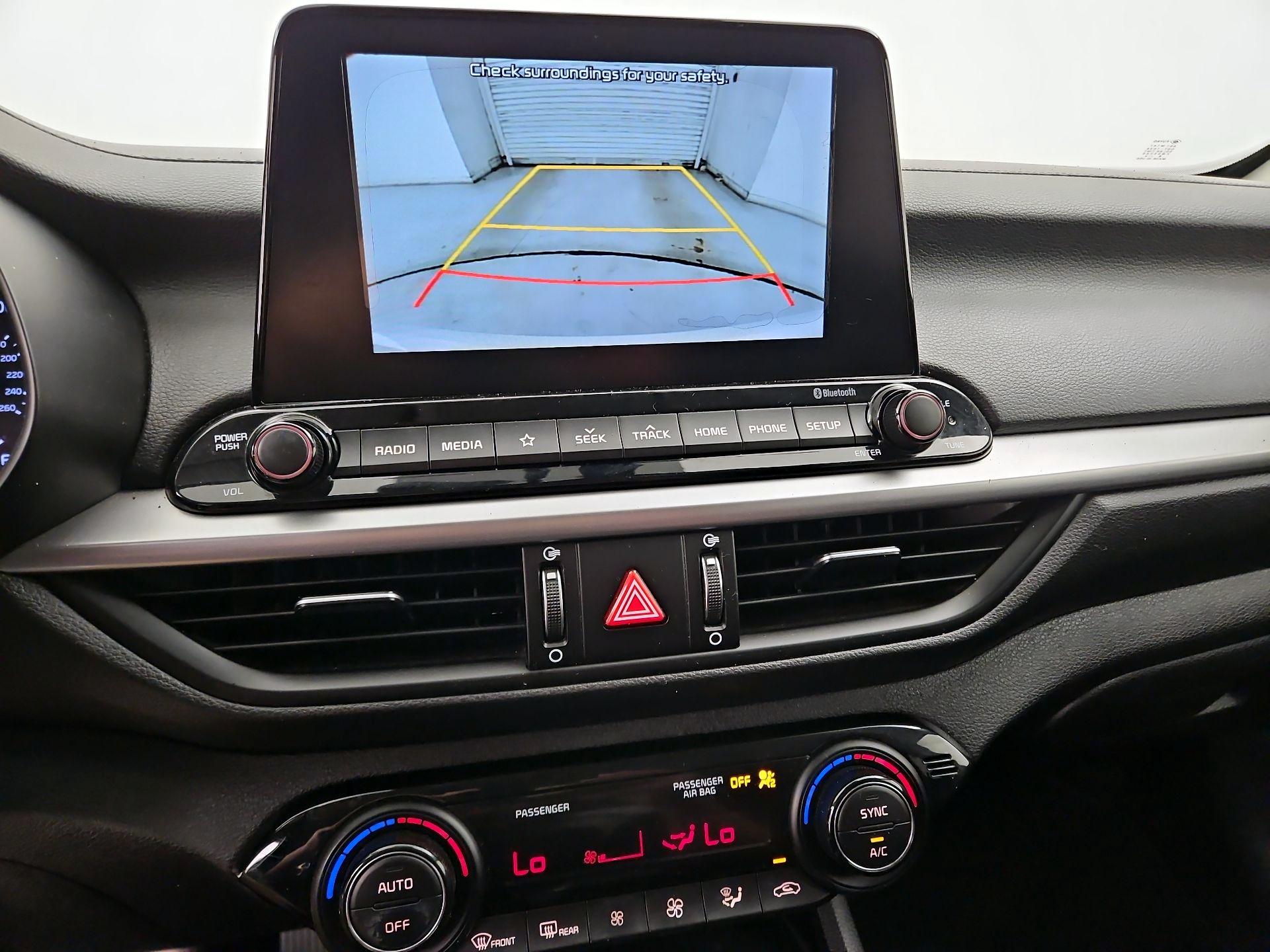 Thumbnail: 2019 Kia Forte - 14