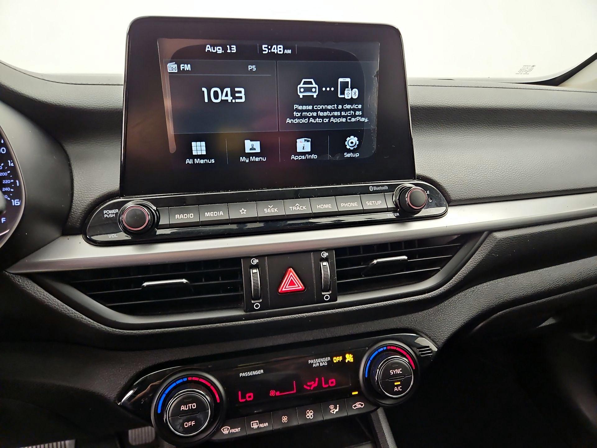 Thumbnail: 2019 Kia Forte - 15