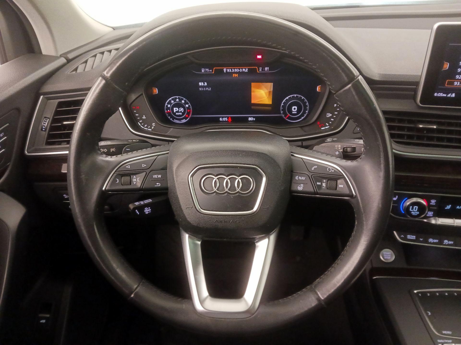 Thumbnail: 2019 Audi Q5 - 10