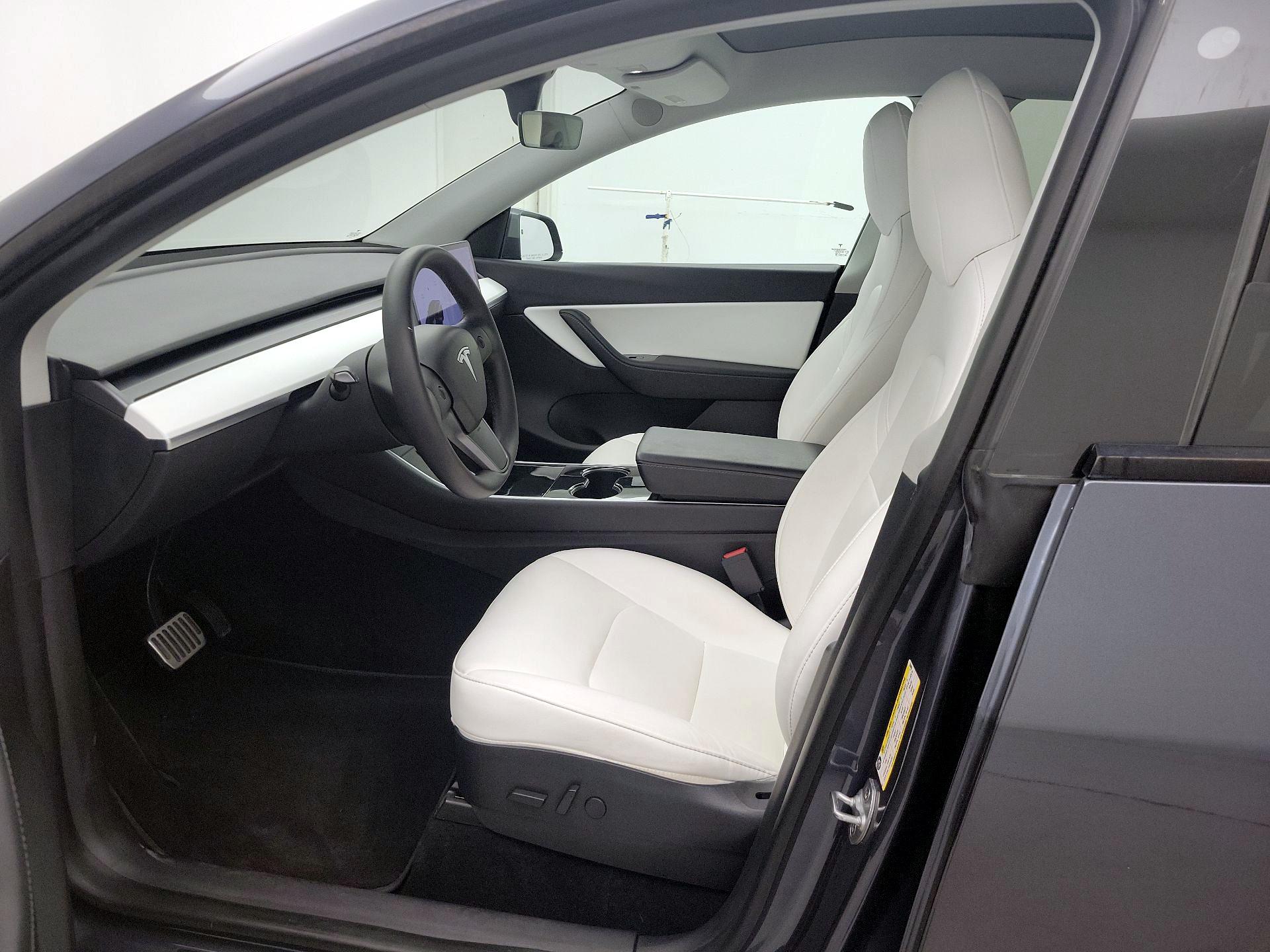 Thumbnail: 2020 Tesla Model Y - 11