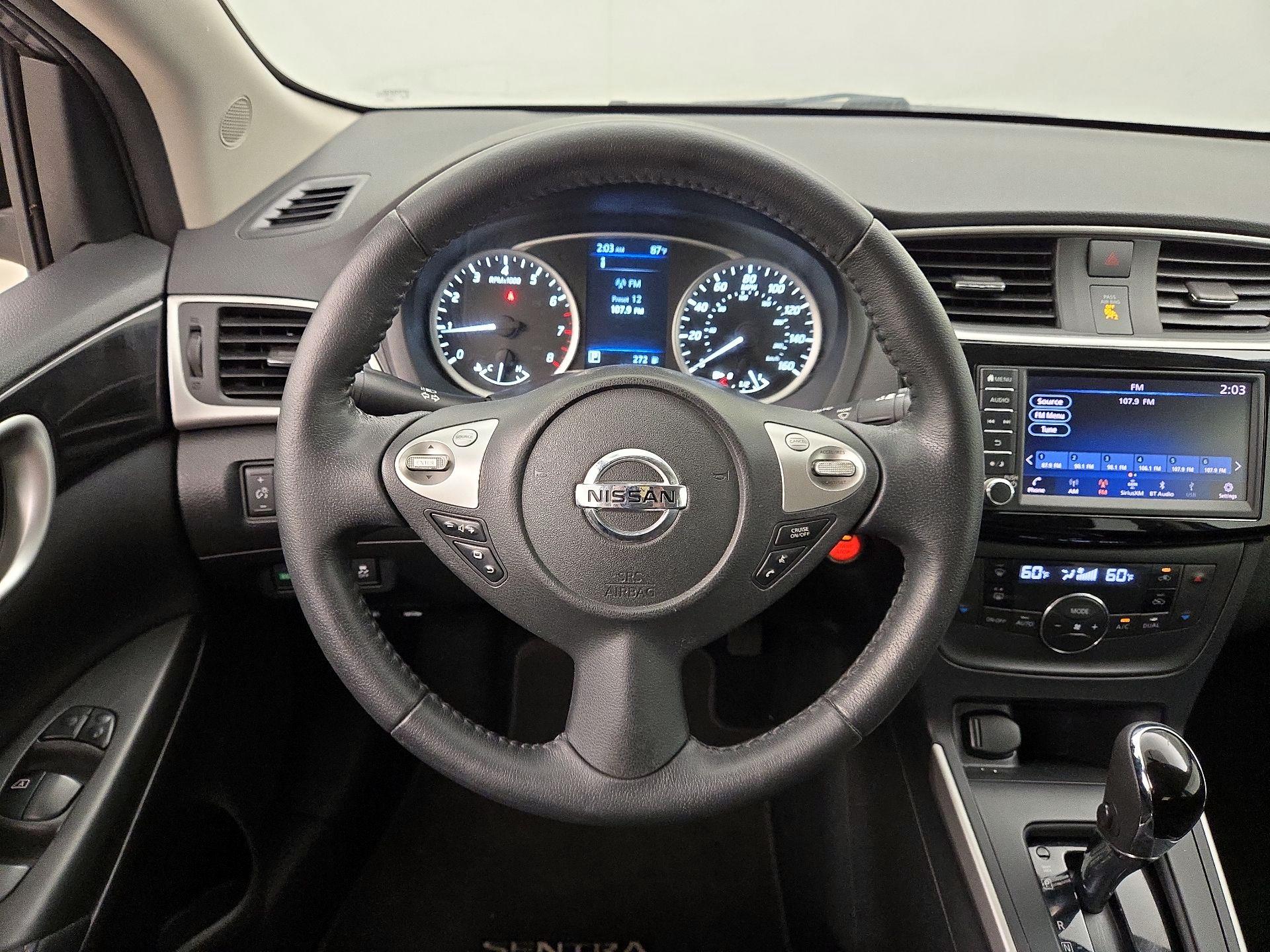 Thumbnail: 2019 Nissan Sentra - 10