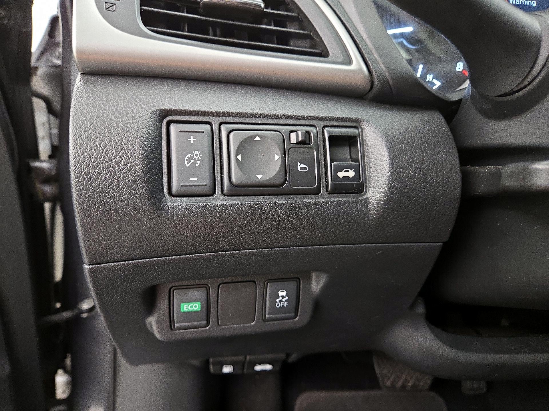 Thumbnail: 2019 Nissan Sentra - 13