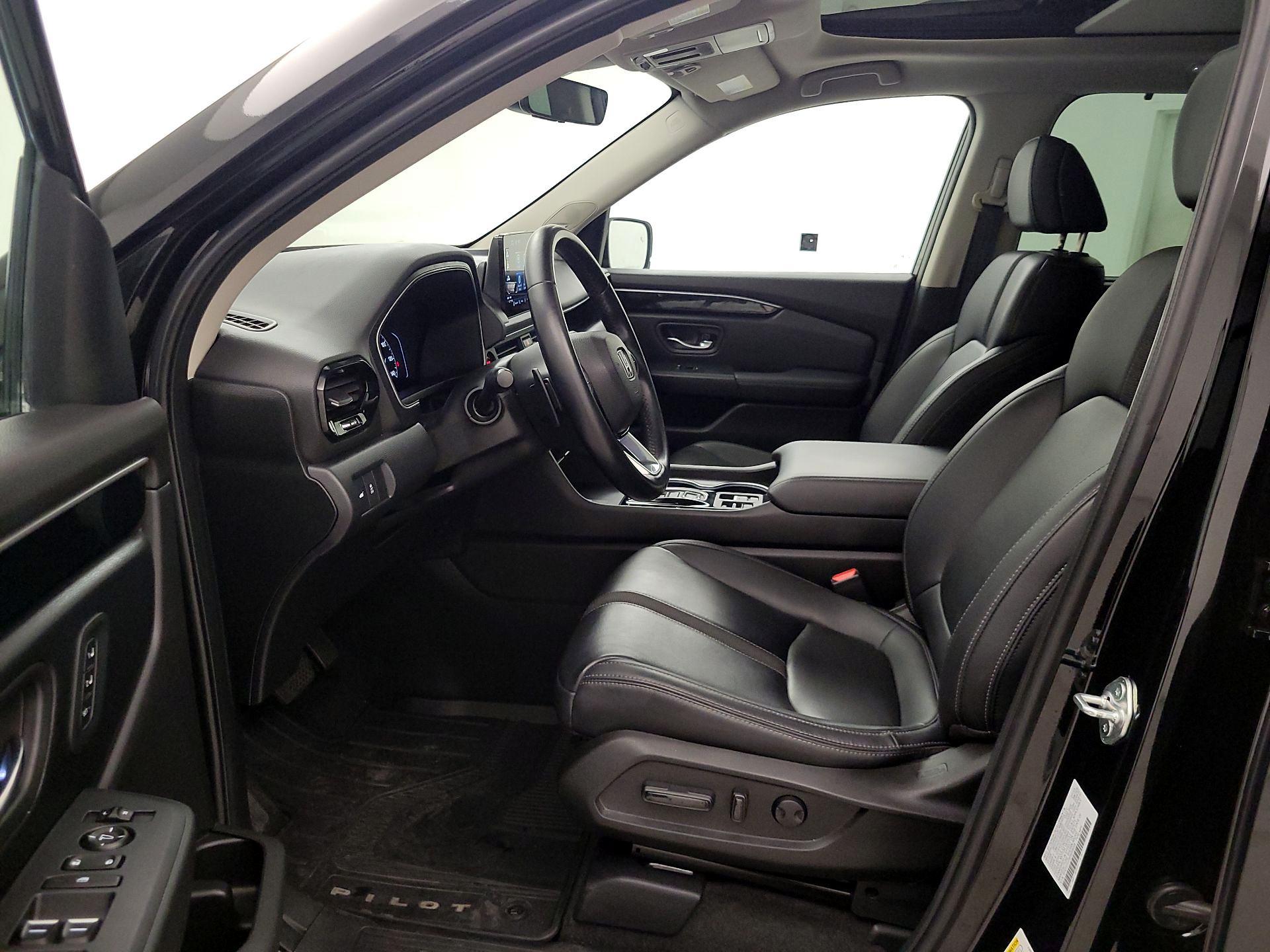 Thumbnail: 2023 Honda Pilot - 11