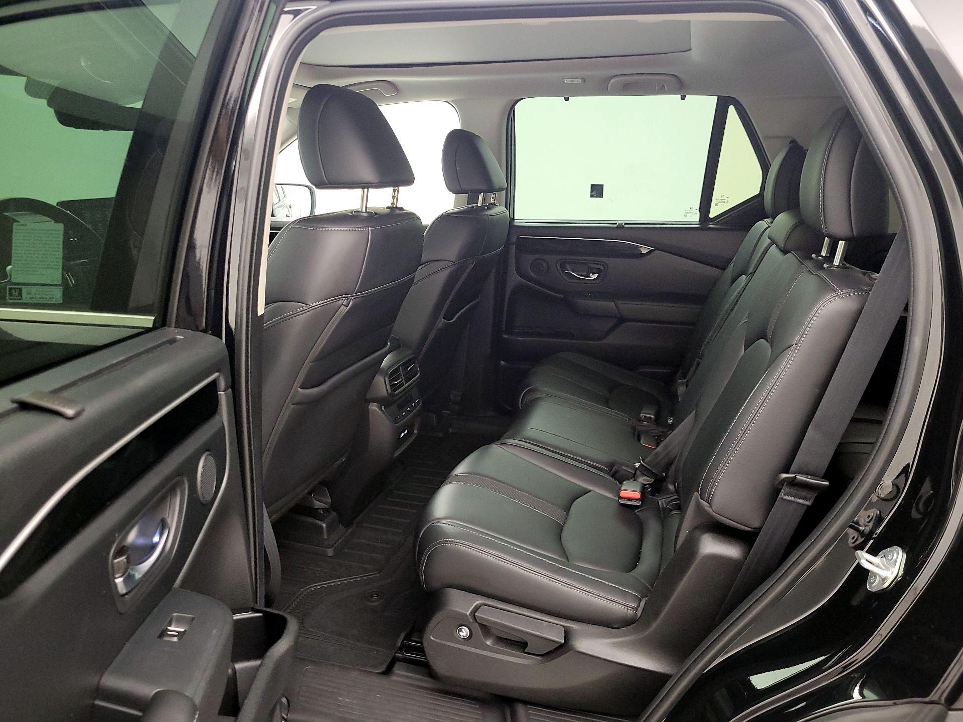 Thumbnail: 2023 Honda Pilot - 20