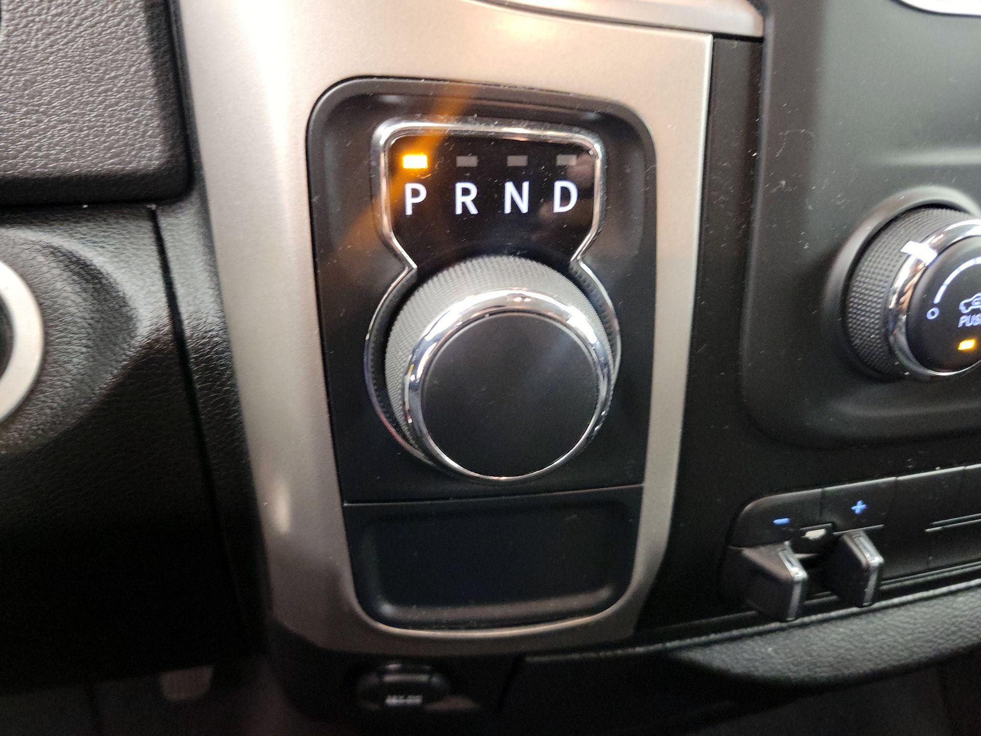 Thumbnail: 2020 RAM 1500 Classic - 17