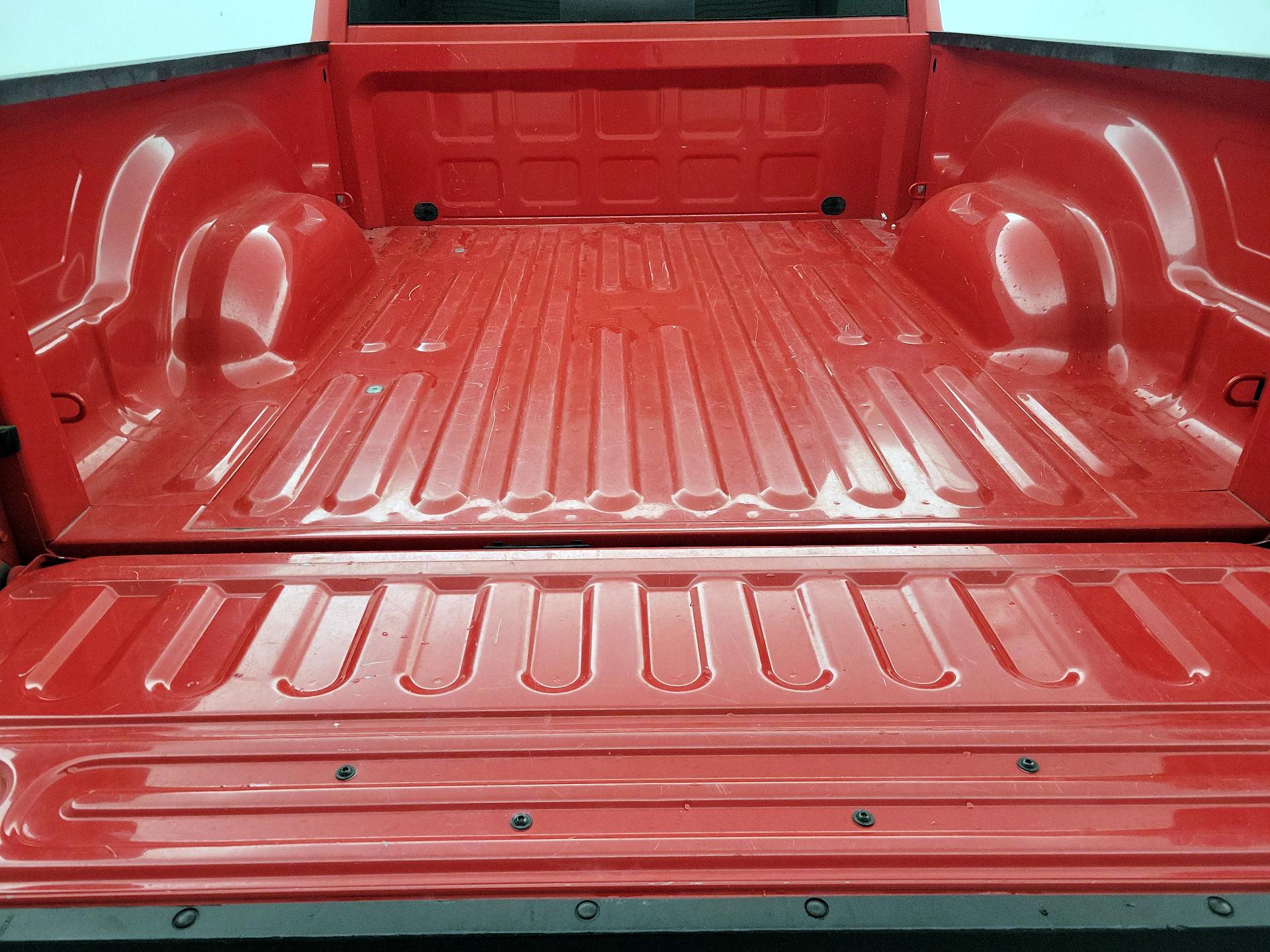 Thumbnail: 2020 RAM 1500 Classic - 20