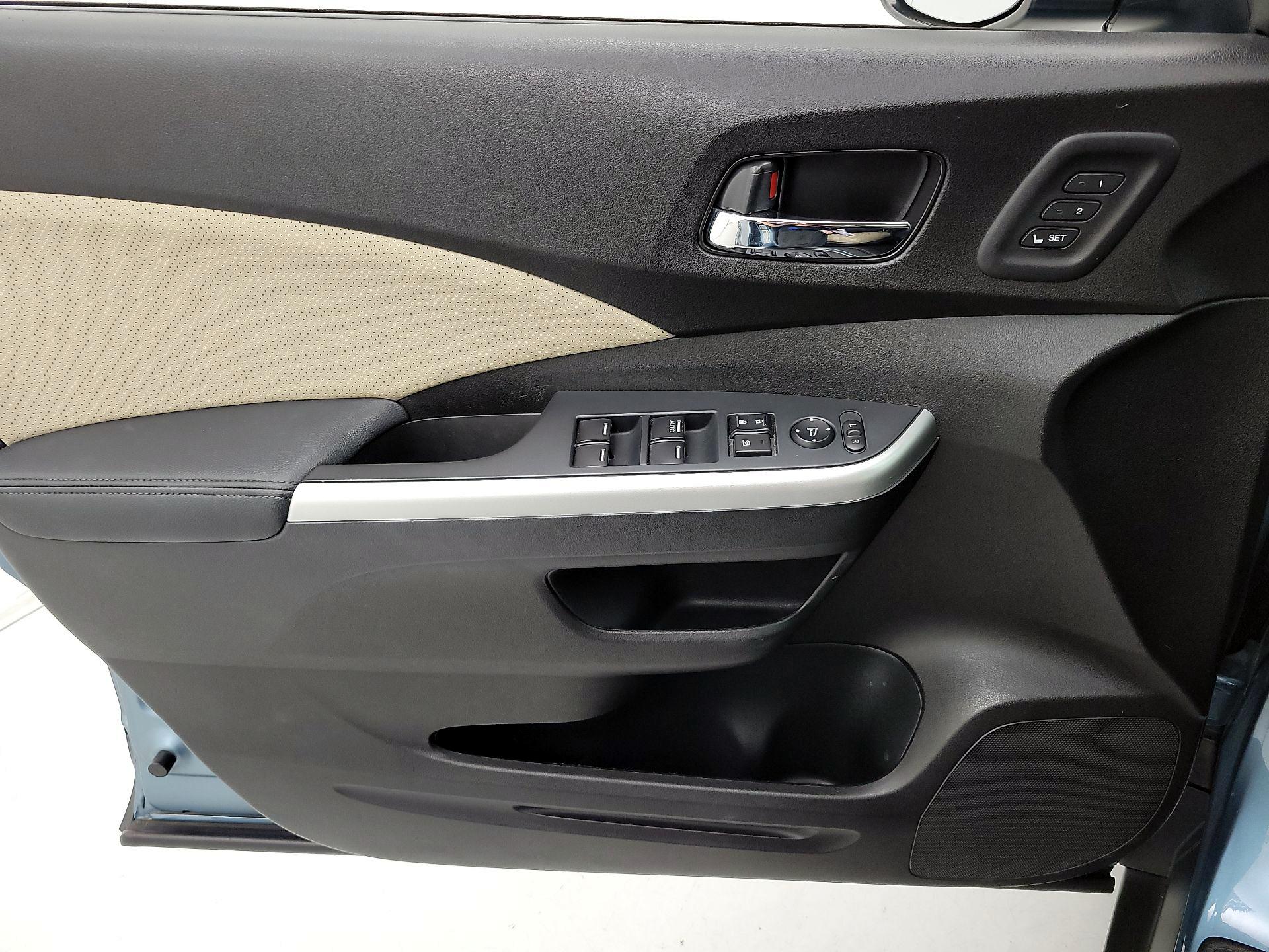 Thumbnail: 2016 Honda CR-V - 12
