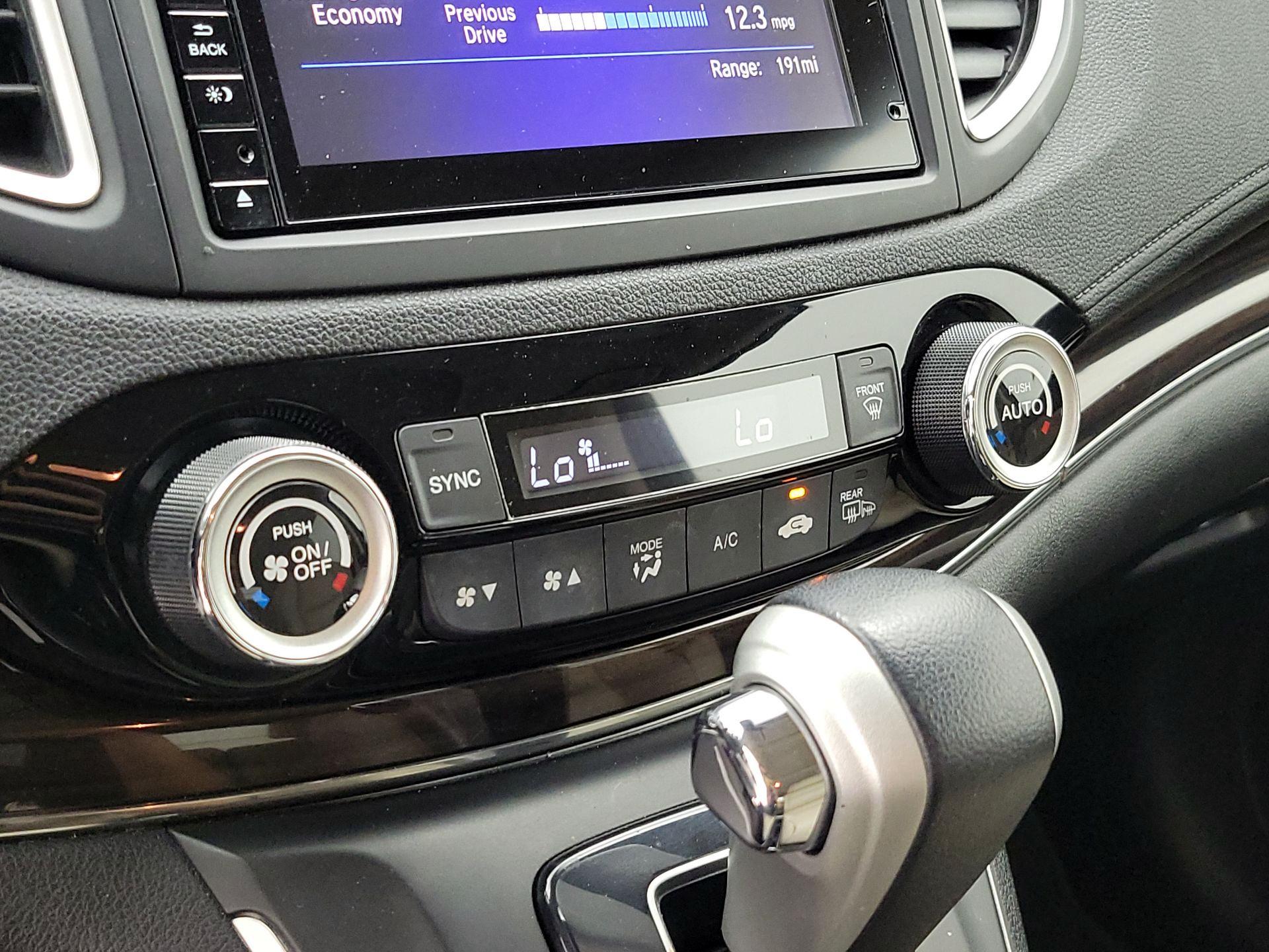 Thumbnail: 2016 Honda CR-V - 17