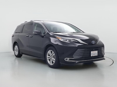 2023 Toyota Sienna Hybrid Platinum
