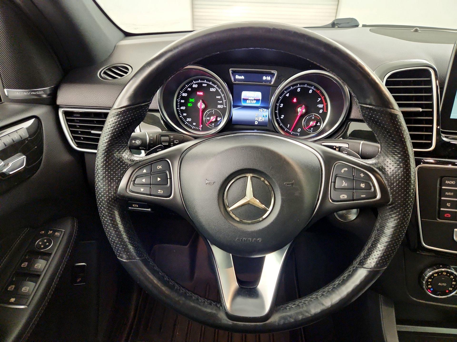Thumbnail: 2017 Mercedes-Benz GLE - 10
