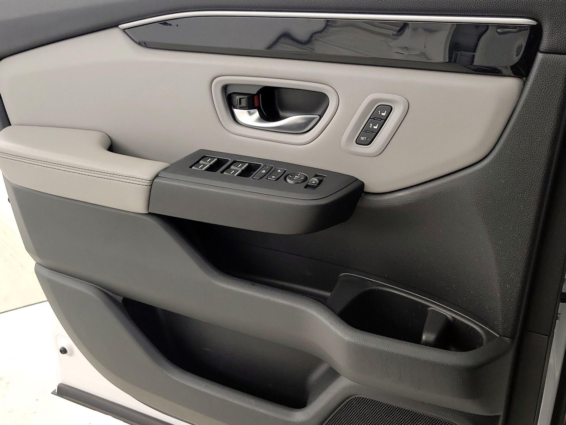 Thumbnail: 2023 Honda Pilot - 12