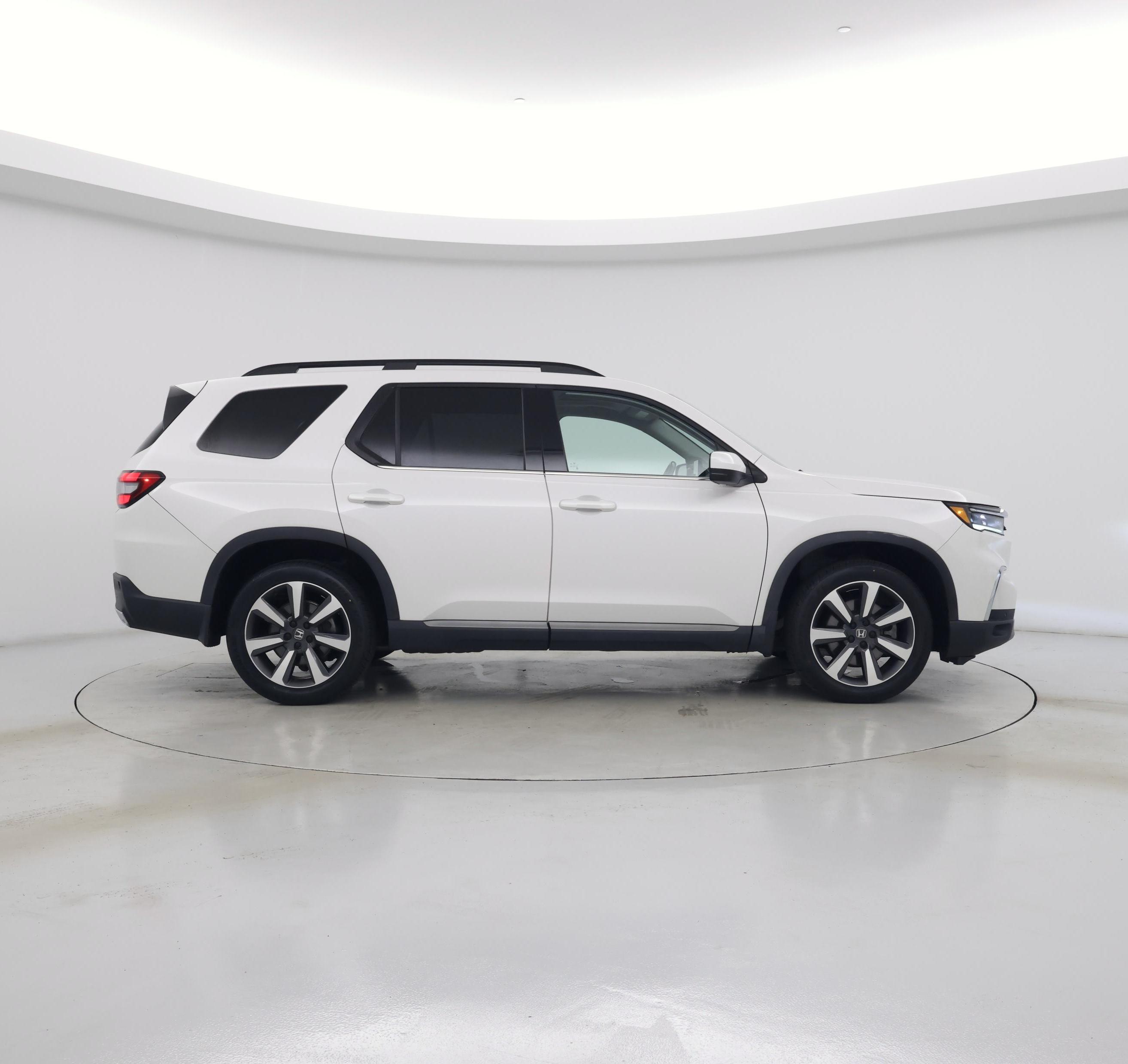 Thumbnail: 2023 Honda Pilot - 7