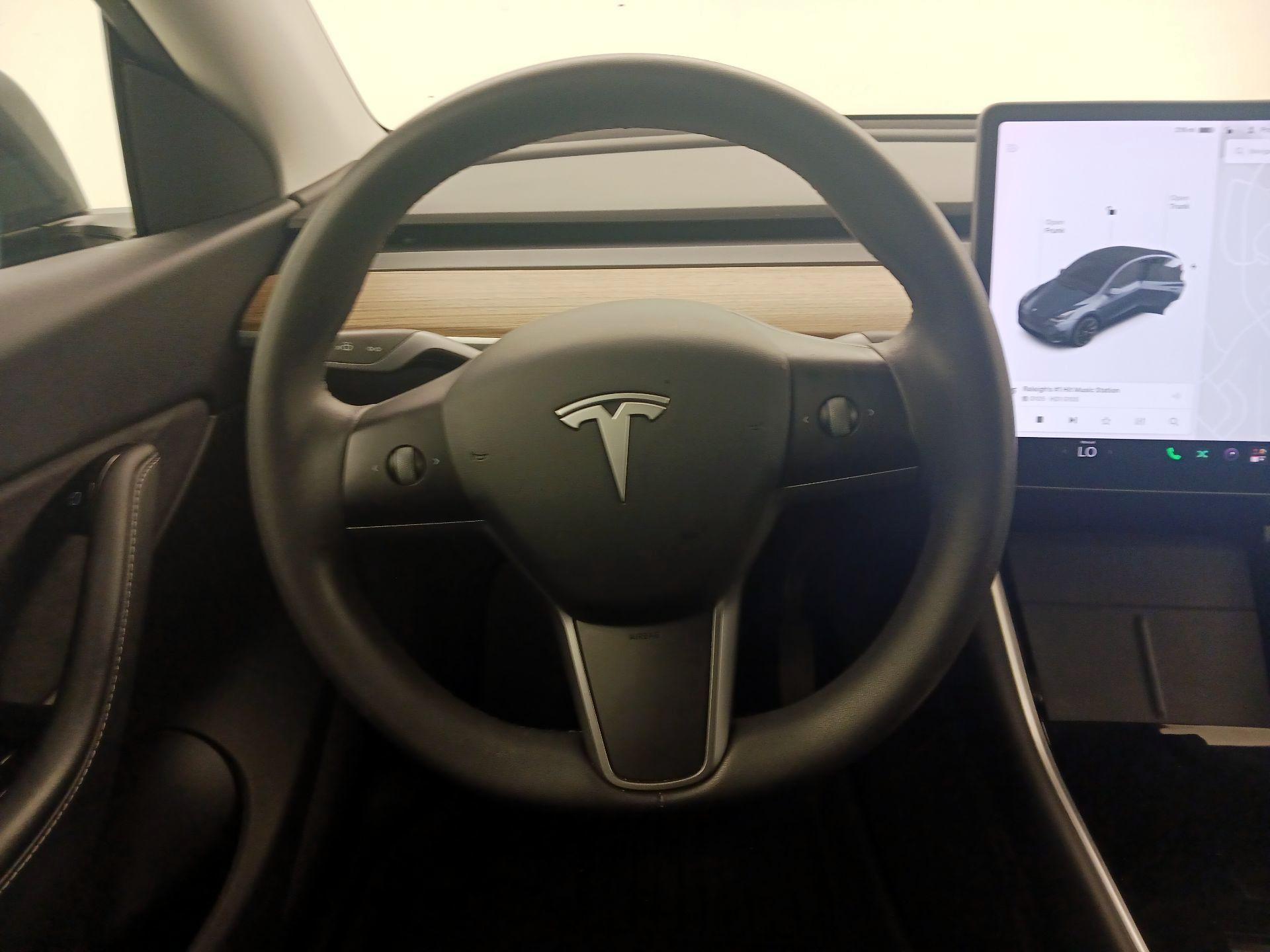 Thumbnail: 2021 Tesla Model Y - 10