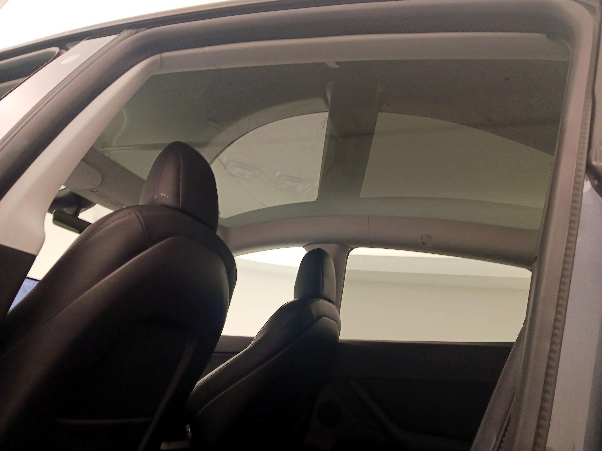 Thumbnail: 2021 Tesla Model Y - 18