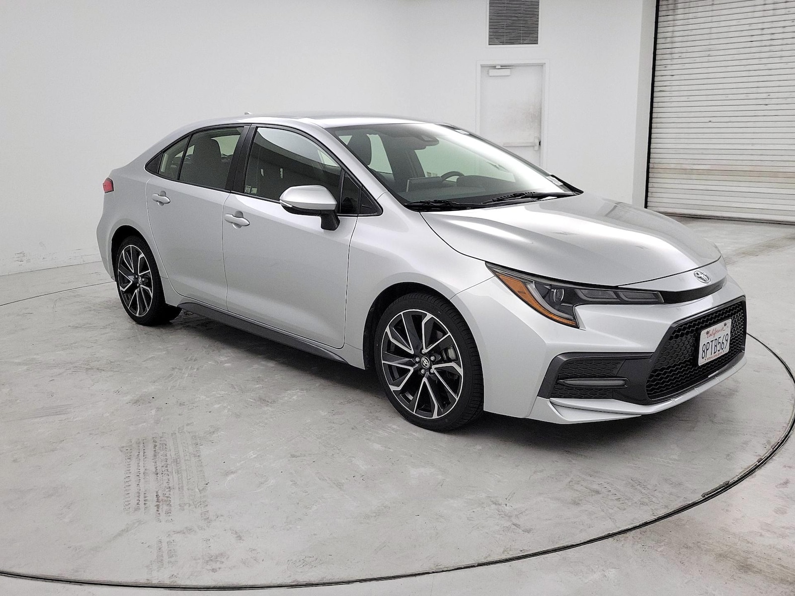 2020 Toyota Corolla SE - Photo 1