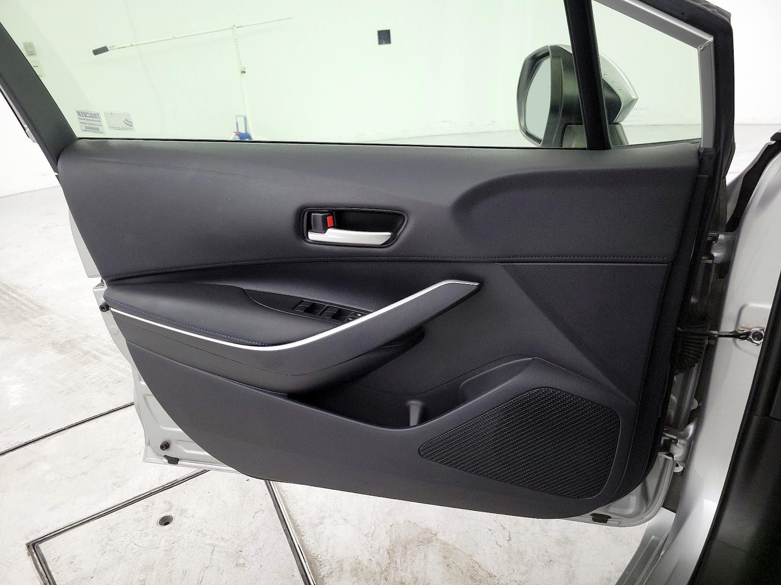 2020 Toyota Corolla SE - Photo 11
