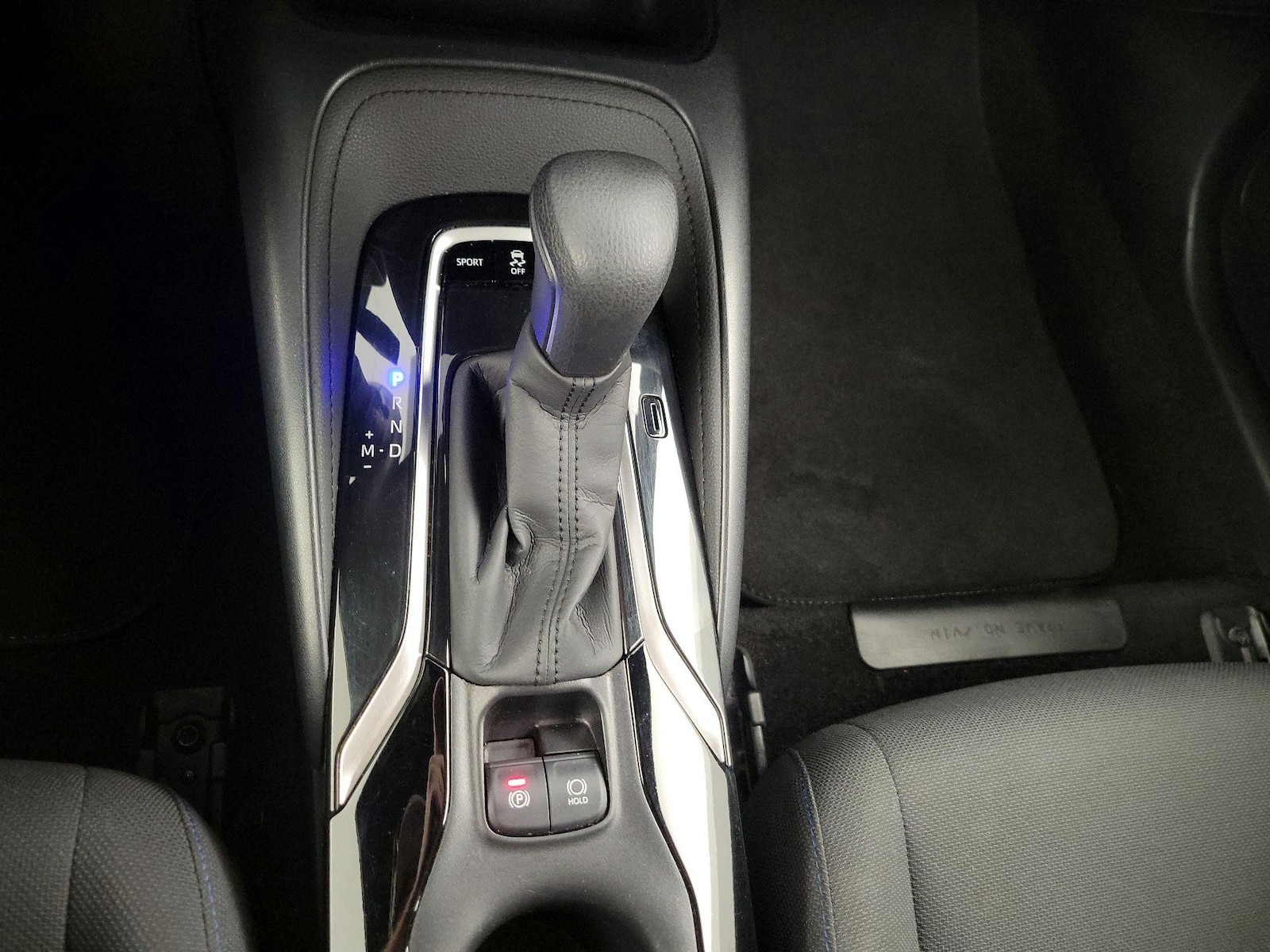 2020 Toyota Corolla SE - Photo 16