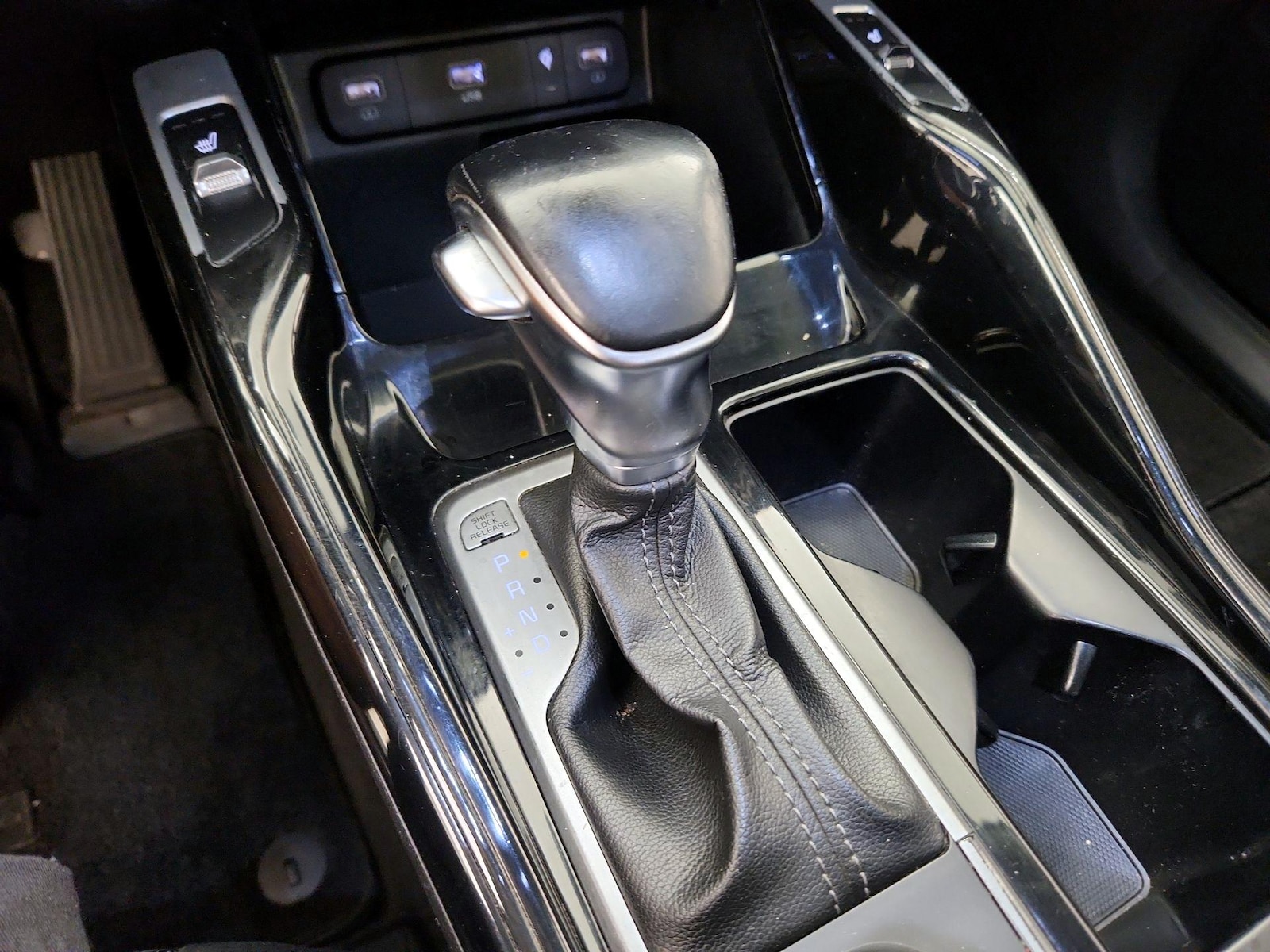 2021 Kia Sorento SX - Photo 18