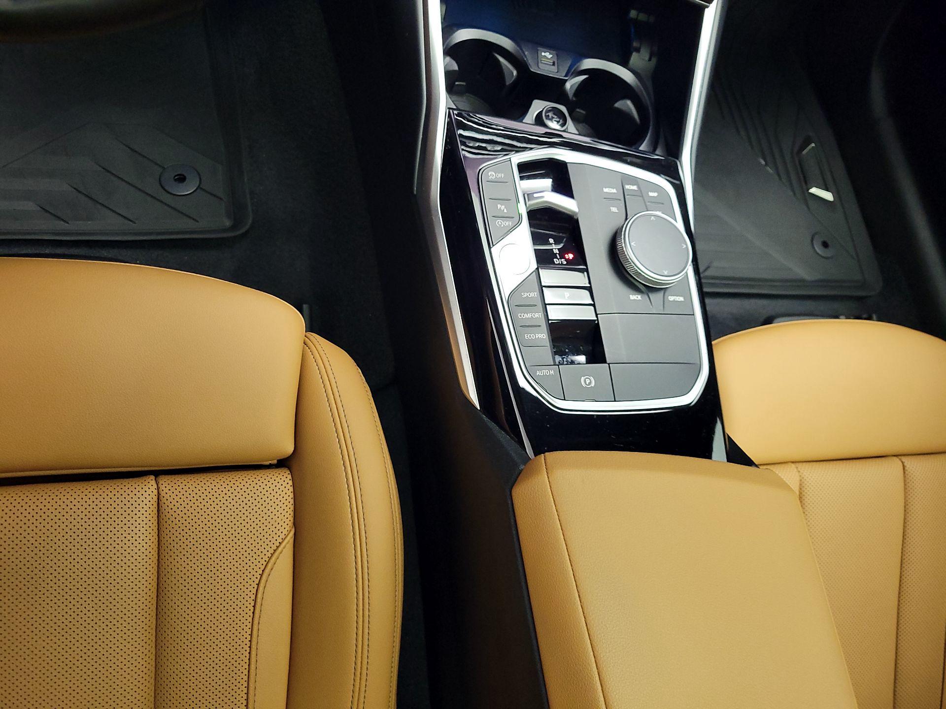 Thumbnail: 2024 BMW 2 Series - 18