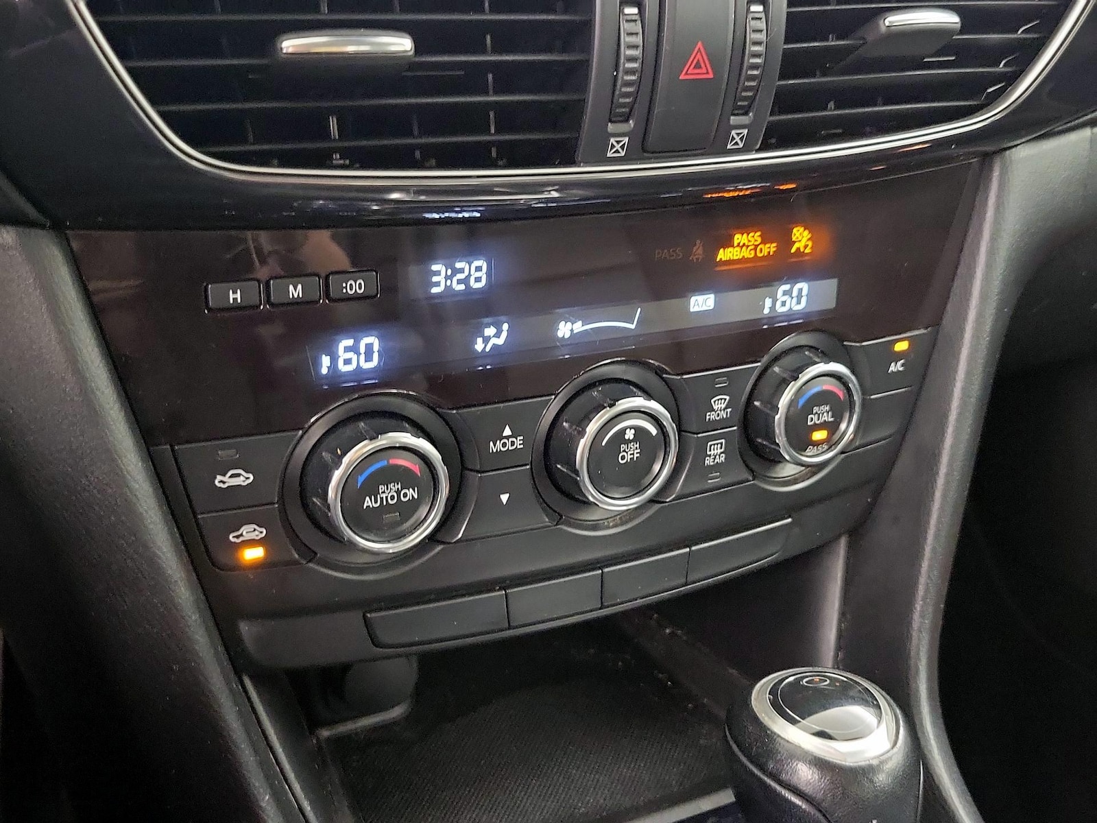 2014 Mazda MAZDA6 i Sport - Photo 17