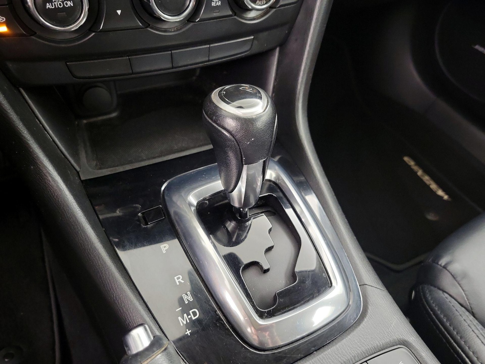 2014 Mazda MAZDA6 i Sport - Photo 18