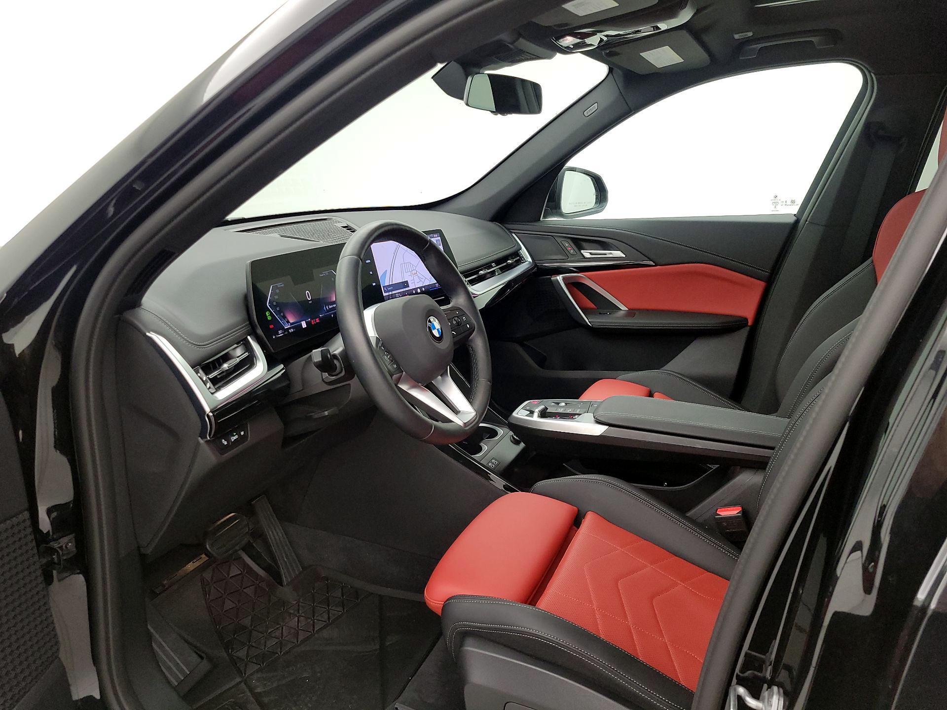 Thumbnail: 2025 BMW X1 - 11