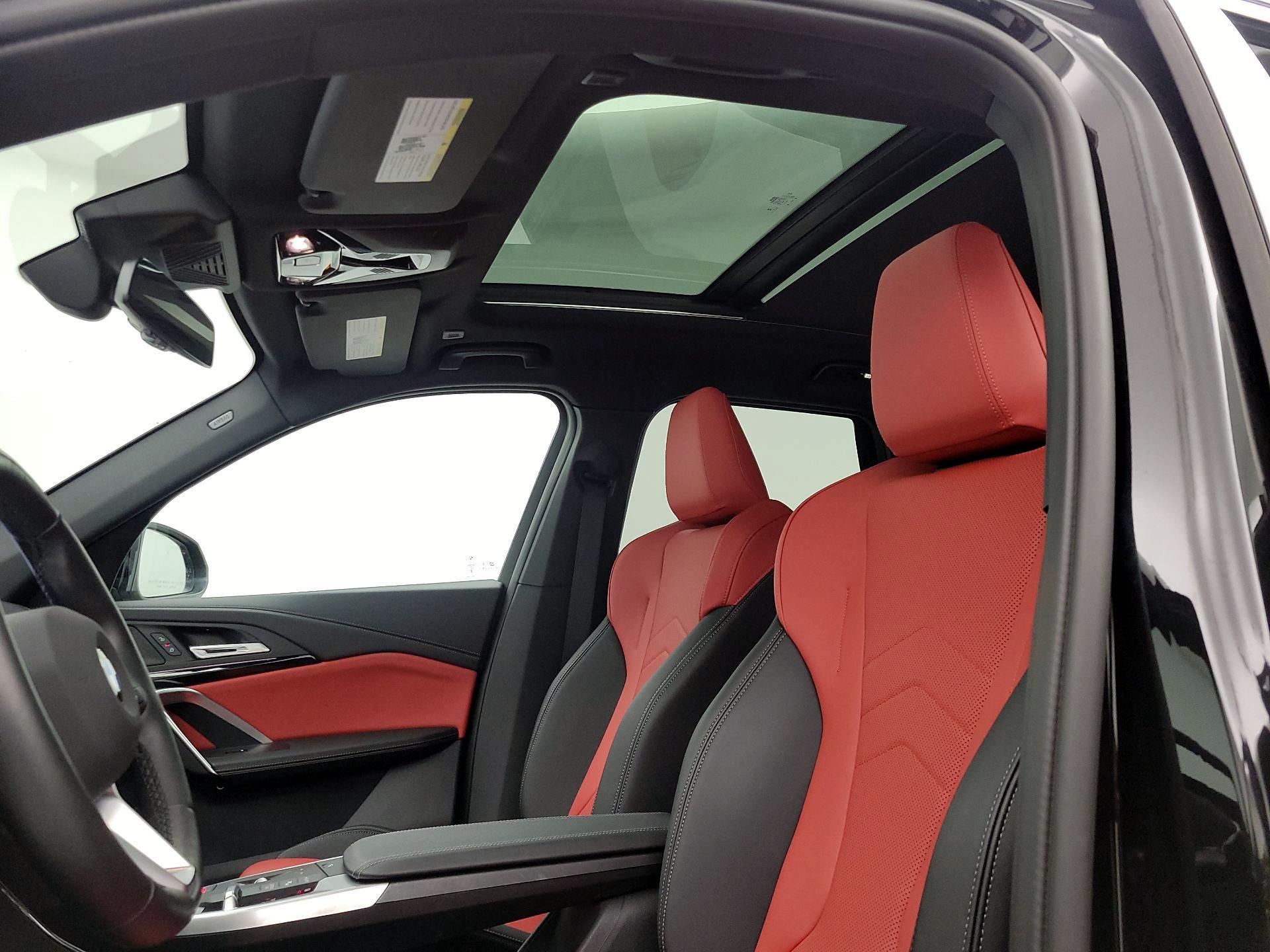 Thumbnail: 2025 BMW X1 - 19