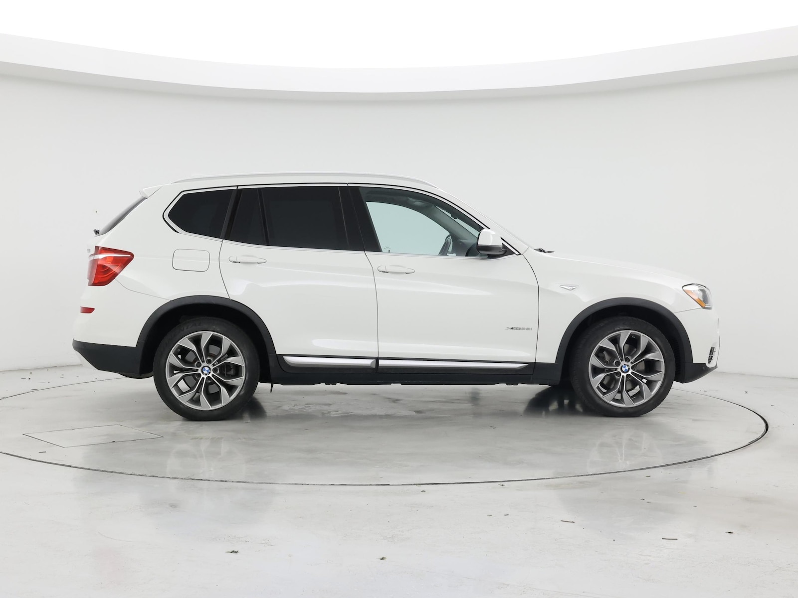2017 BMW X3 xDrive28i - Photo 8
