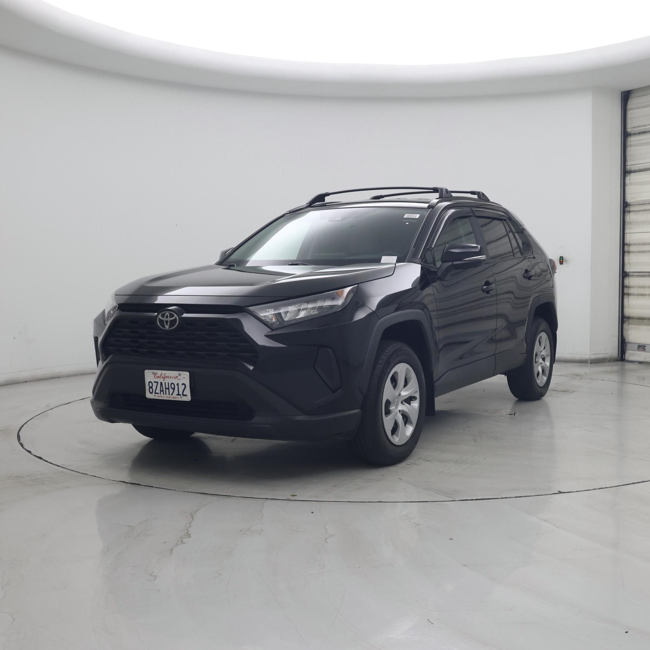 Thumbnail: 2021 Toyota RAV4 - 4