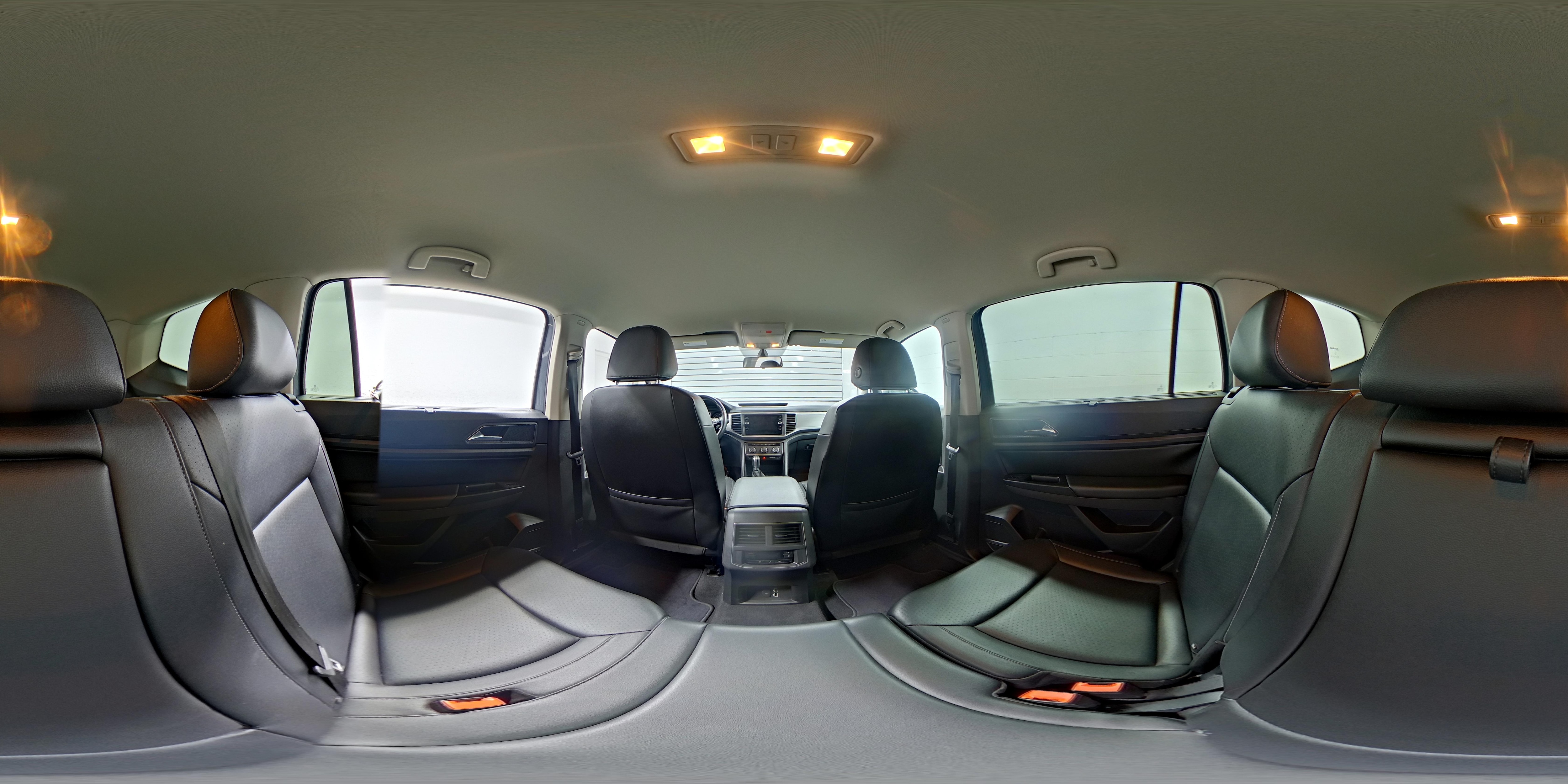 2018 Volkswagen Atlas SE - Photo 25
