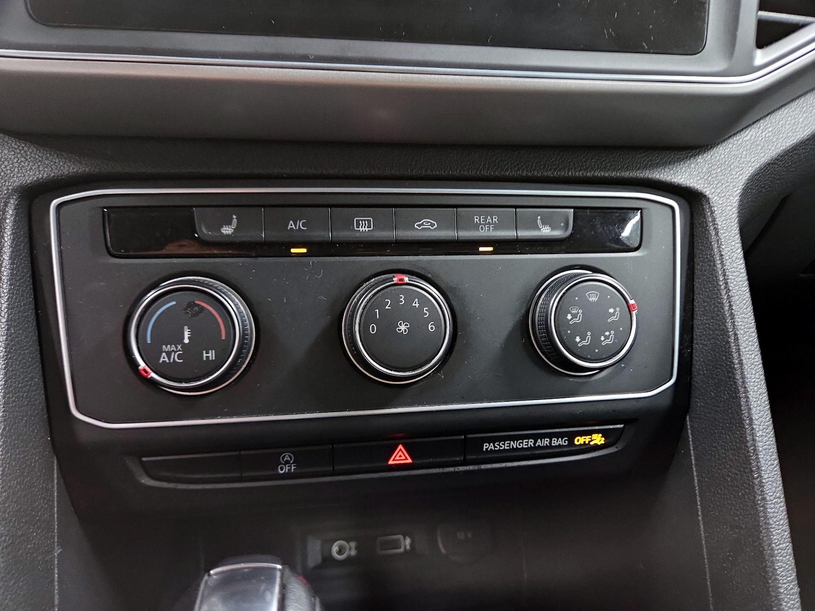 2018 Volkswagen Atlas SE - Photo 15