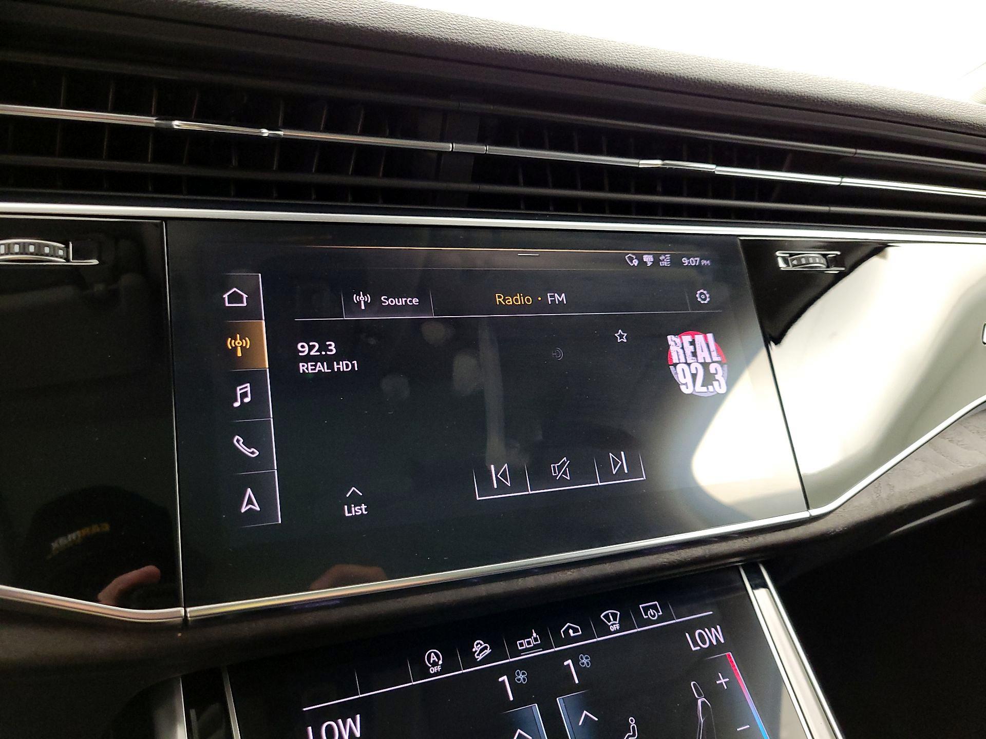 Thumbnail: 2020 Audi Q7 - 16