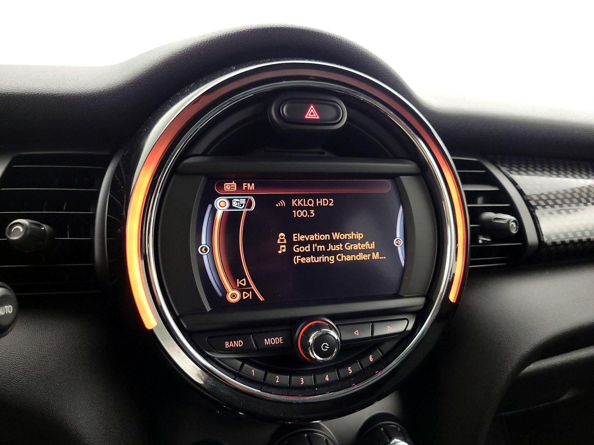 Thumbnail: 2016 MINI Cooper Hardtop - 14